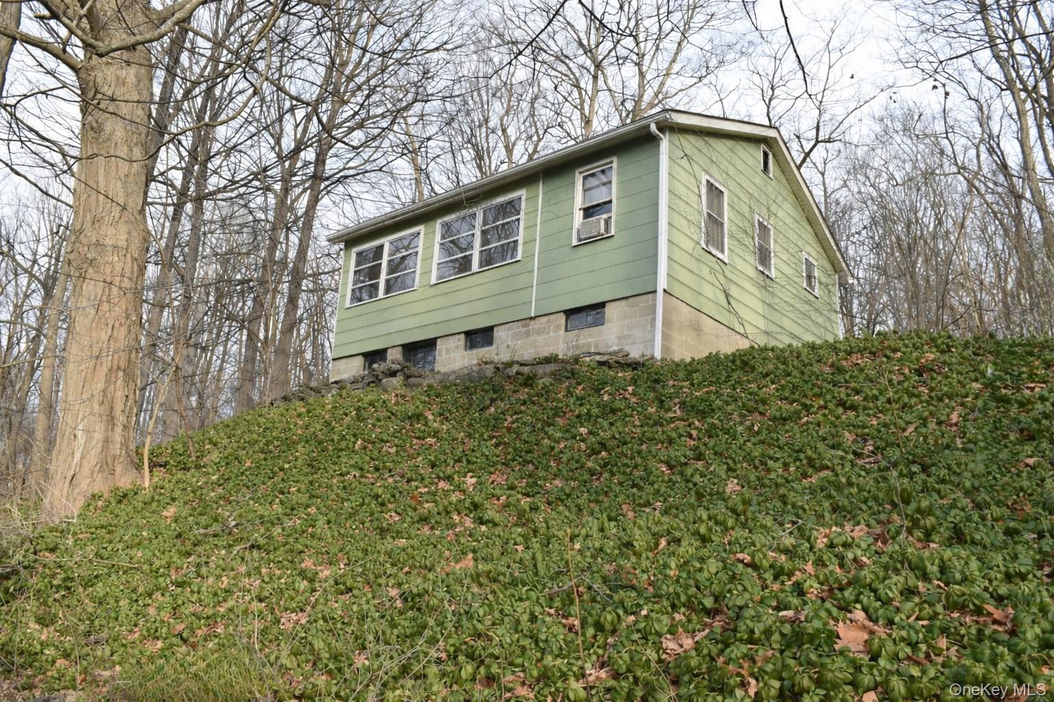 36 Paradise Hill Property Photo 1