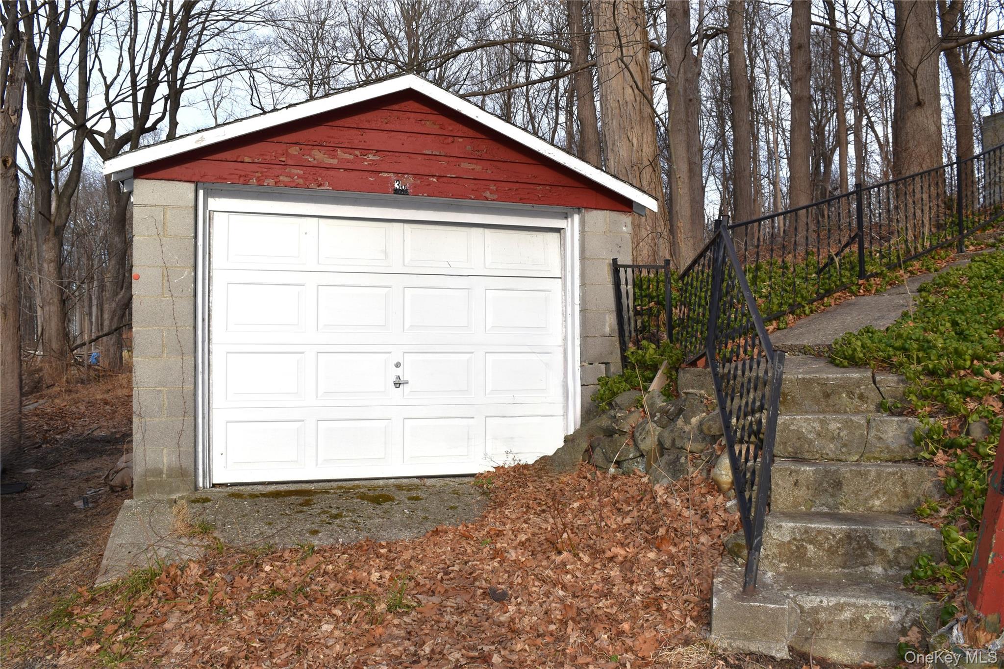 36 Paradise Hill Property Photo 4