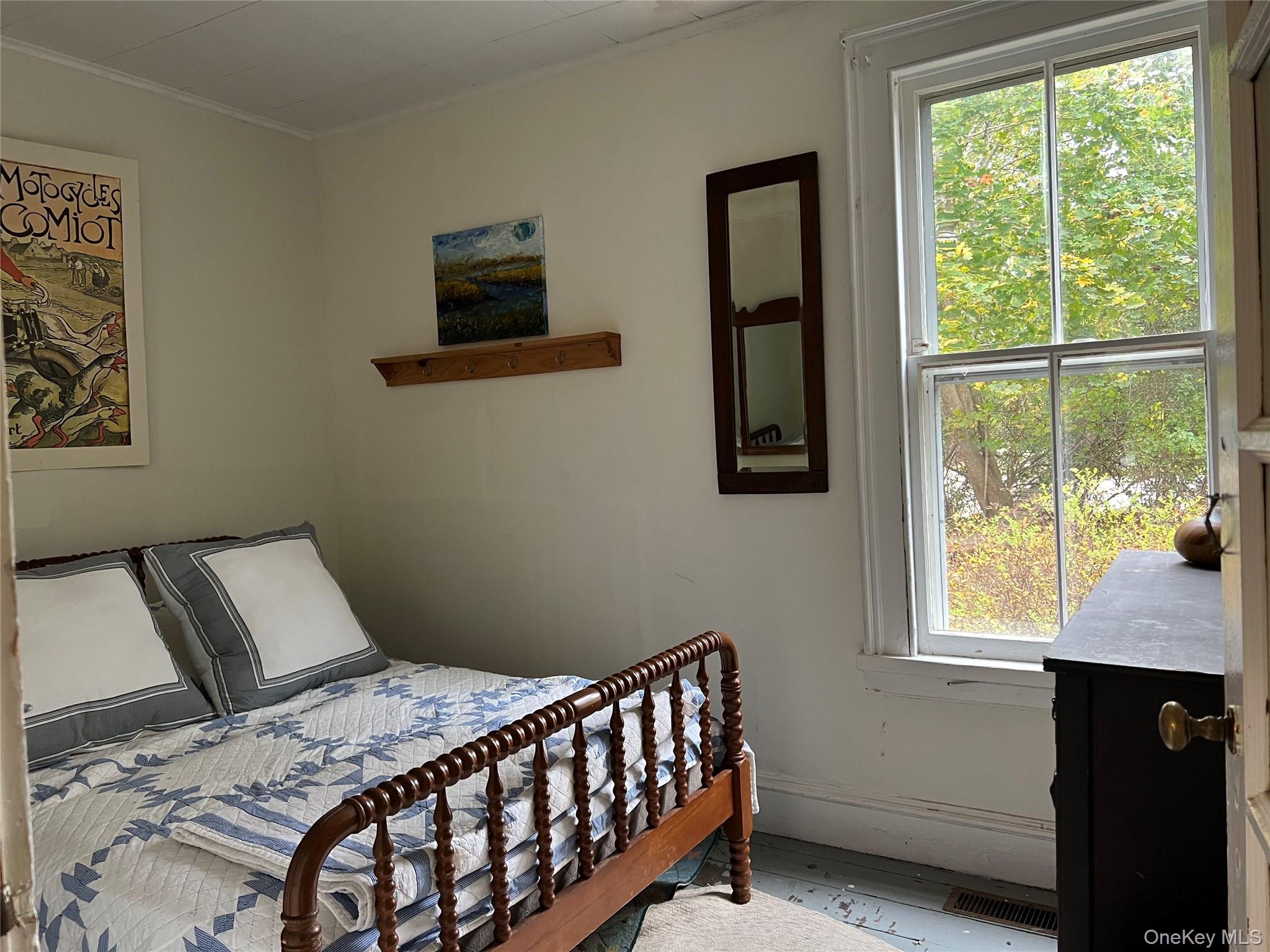 11930 Main Road Property Photo 5