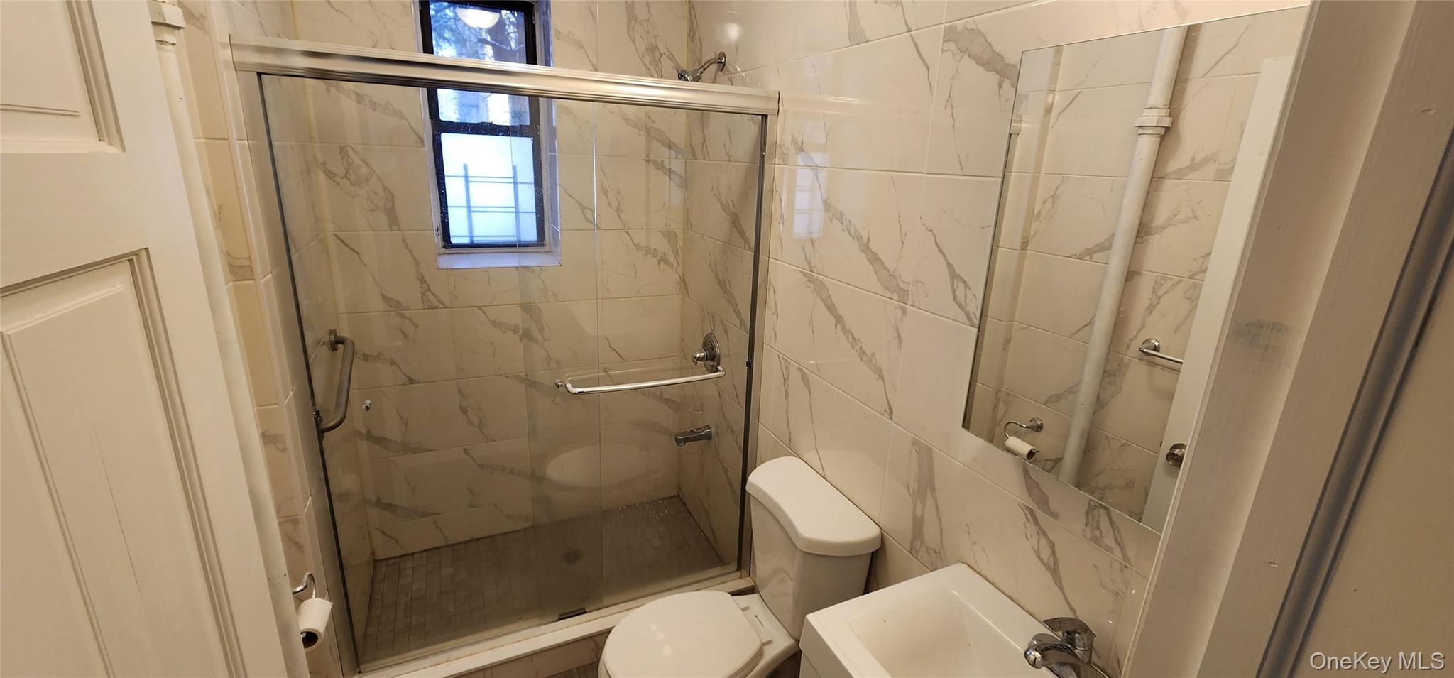 83-52 Talbot Street 1-j Property Photo 8