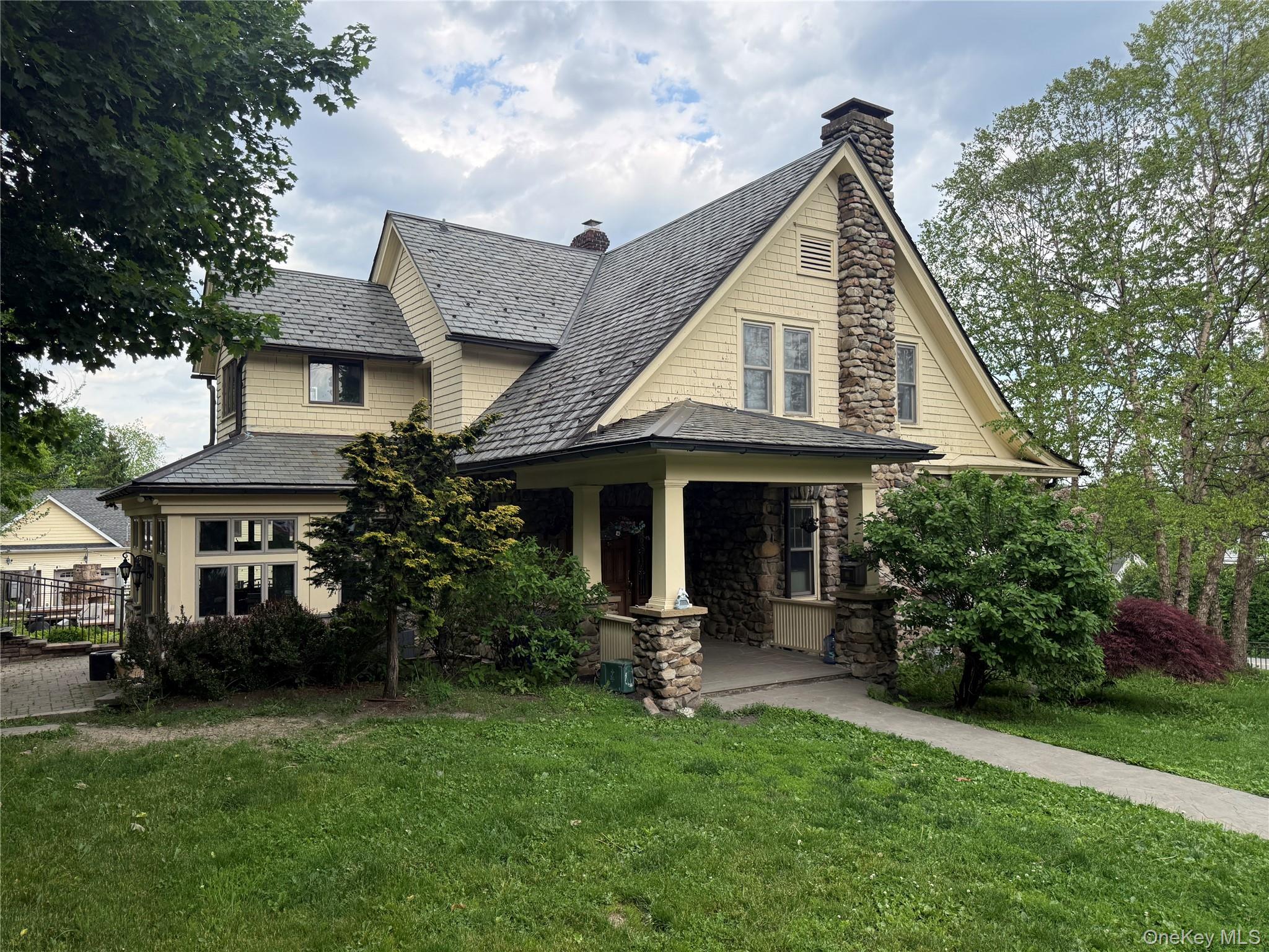 205 High Street Property Photo 1
