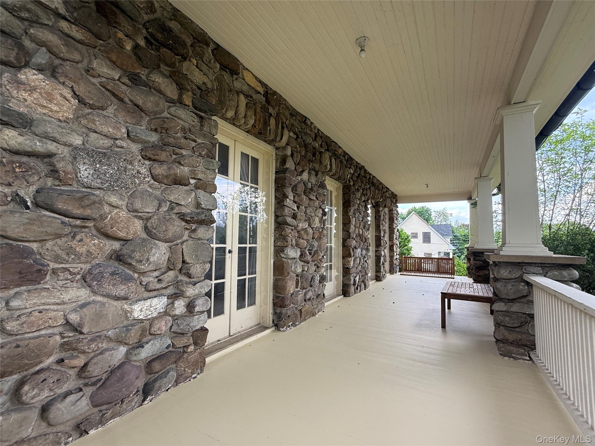 205 High Street Property Photo 4