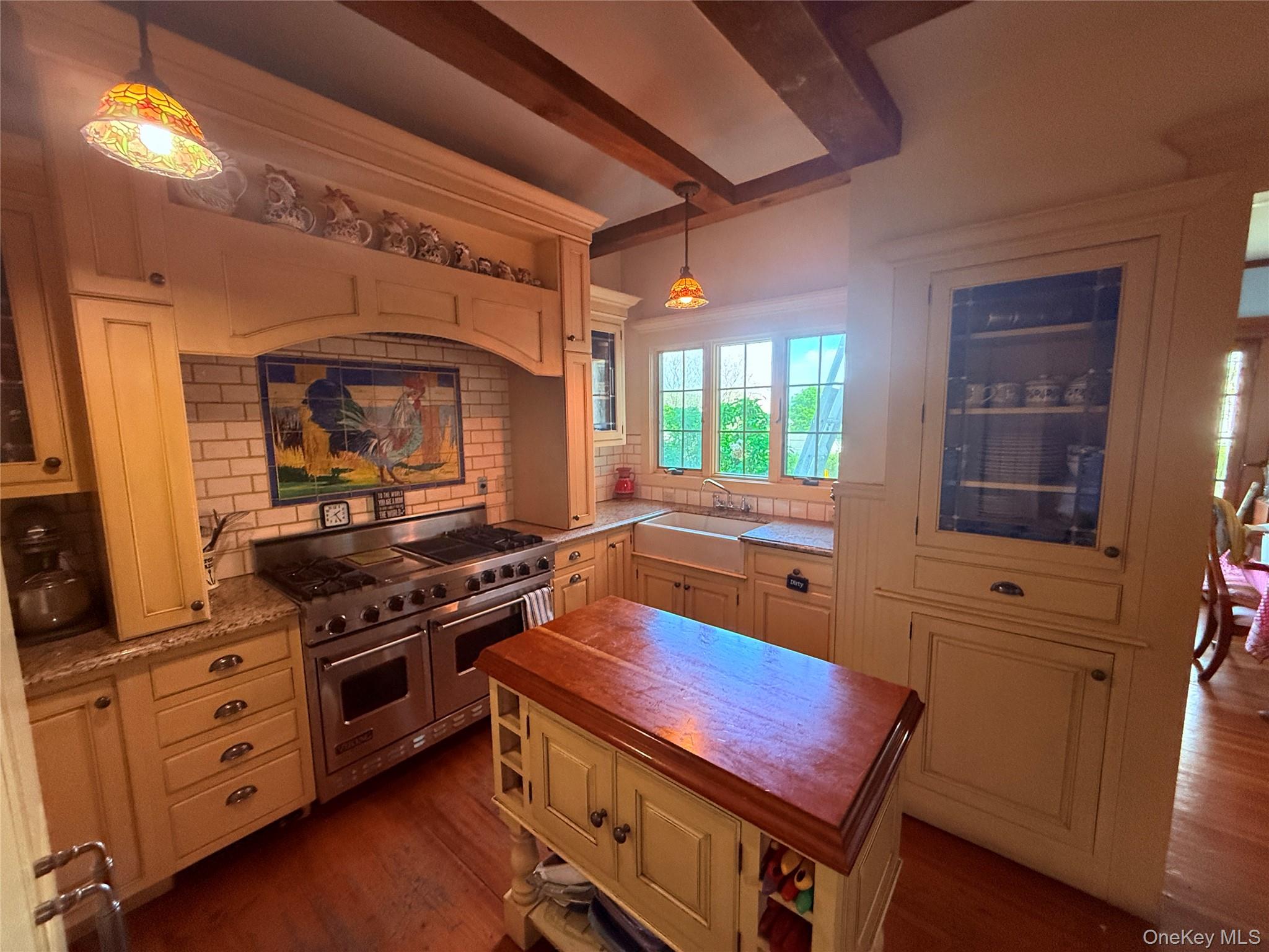 205 High Street Property Photo 6