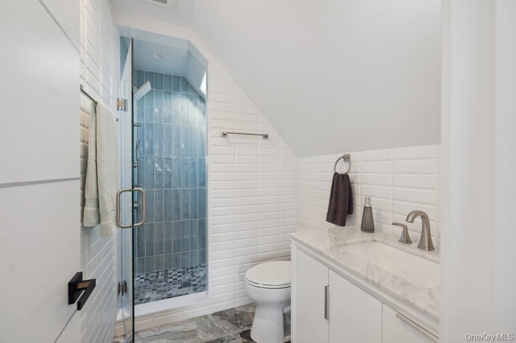 45 Ditch Plains Road Property Photo 12