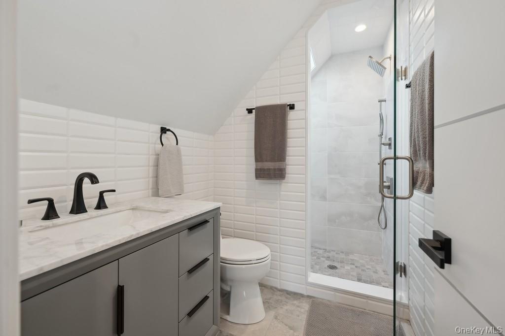 45 Ditch Plains Road Property Photo 14