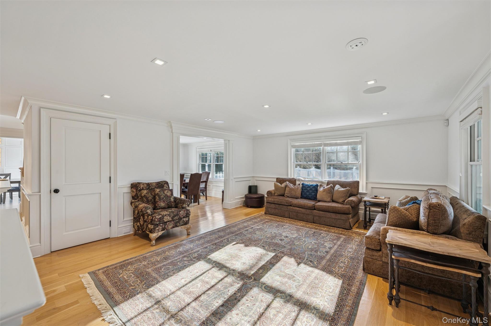 30 Club Lane Property Photo 7