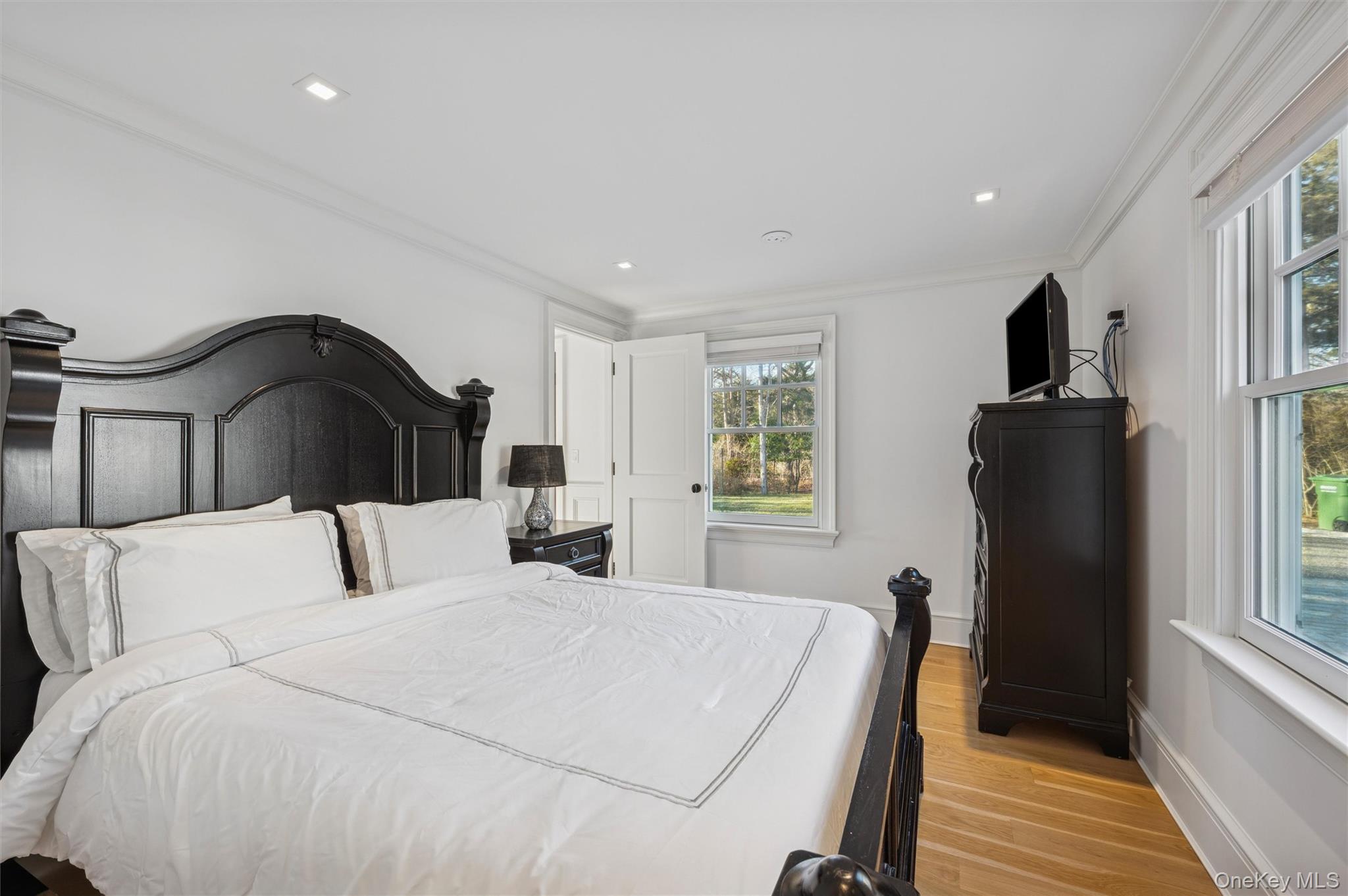 30 Club Lane Property Photo 10