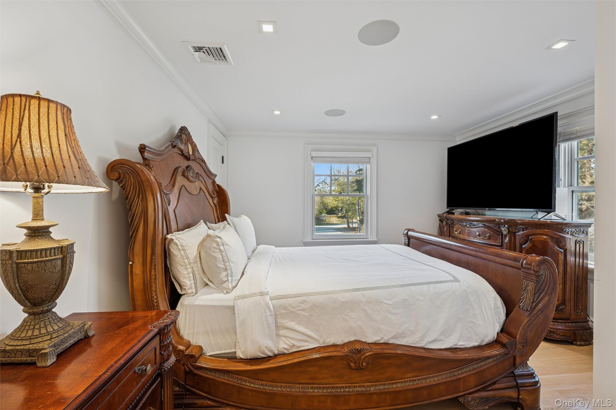 30 Club Lane Property Photo 12