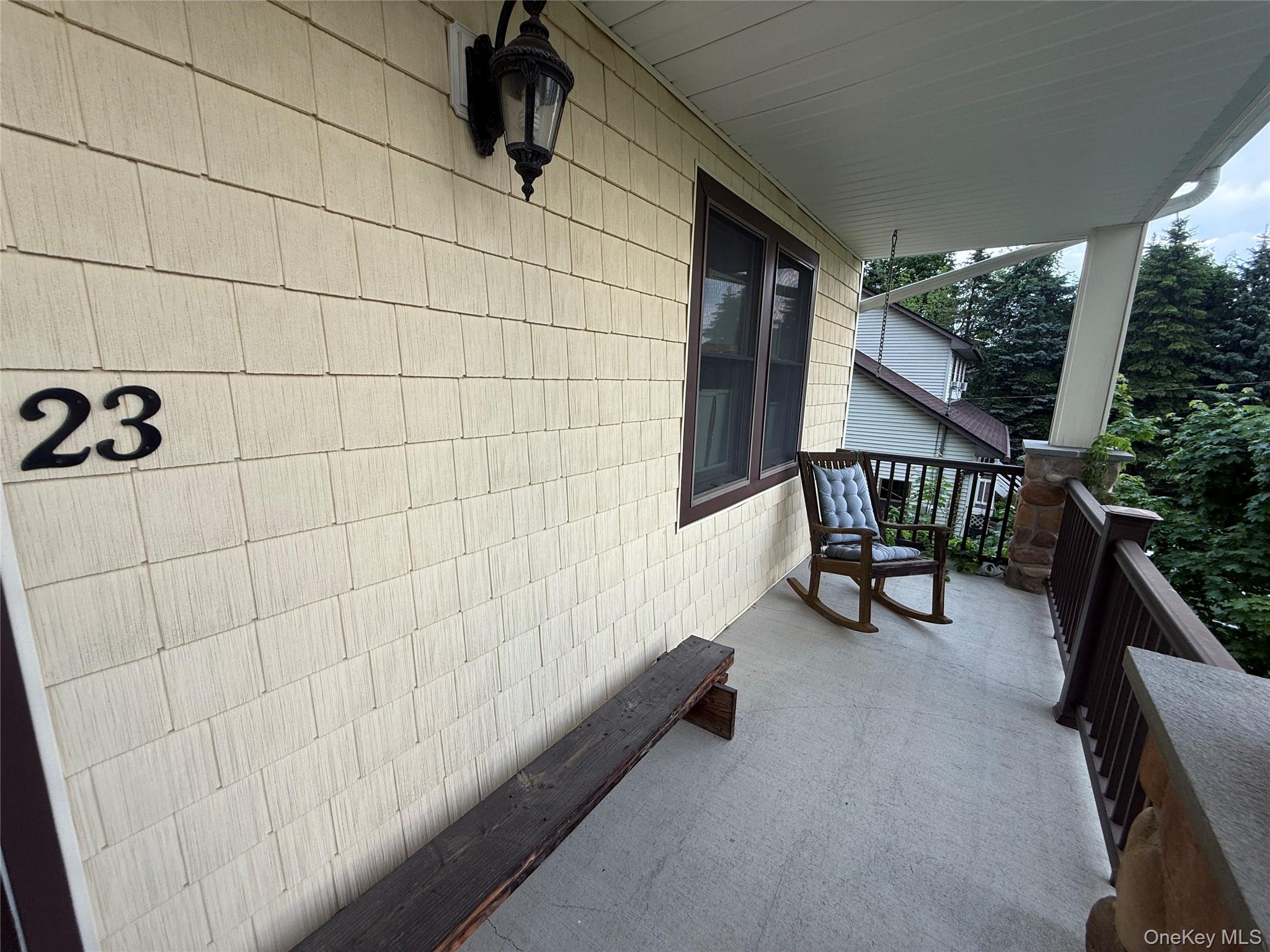 23 Swezey Place Property Photo 2