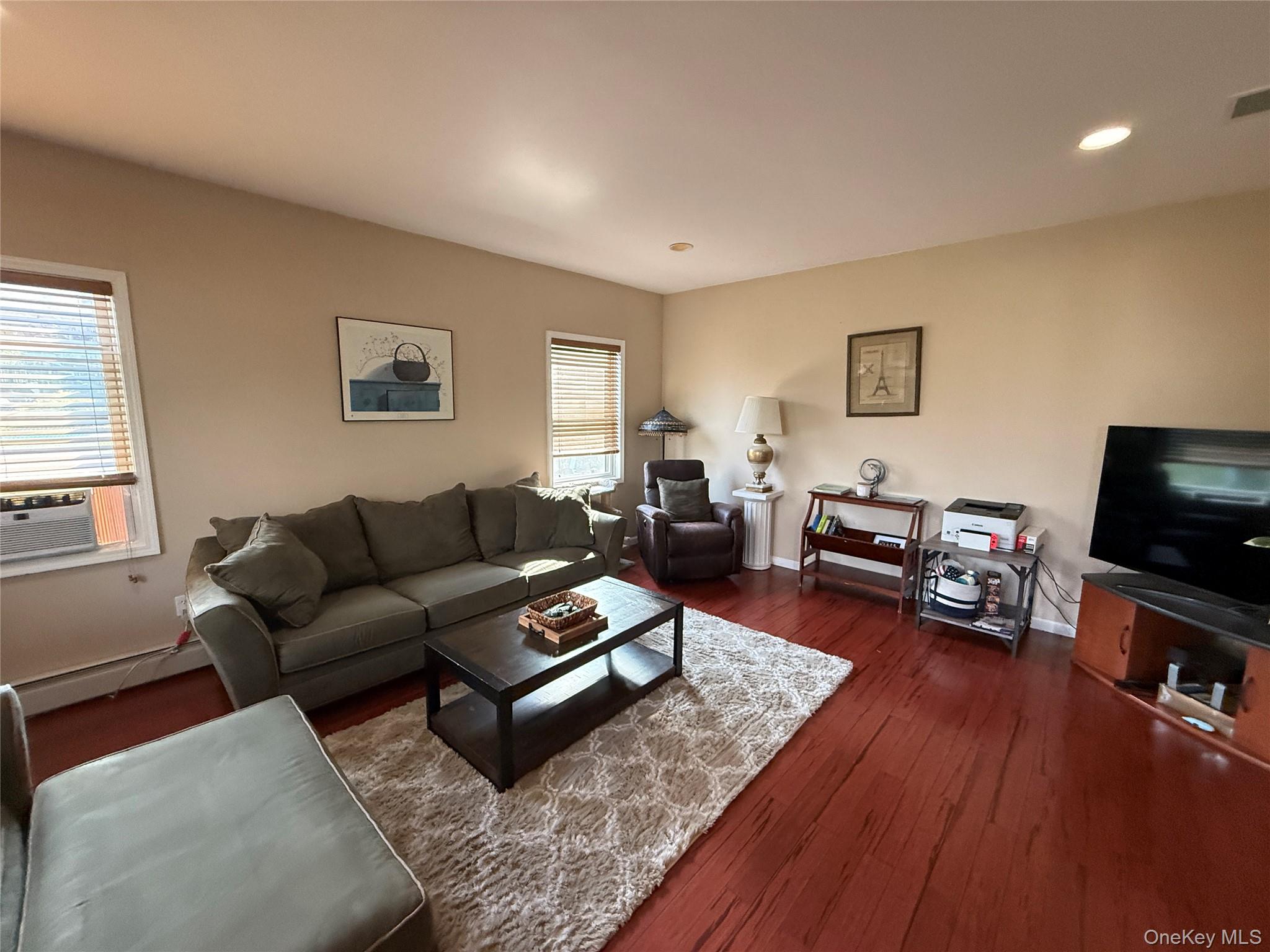 23 Swezey Place Property Photo 16