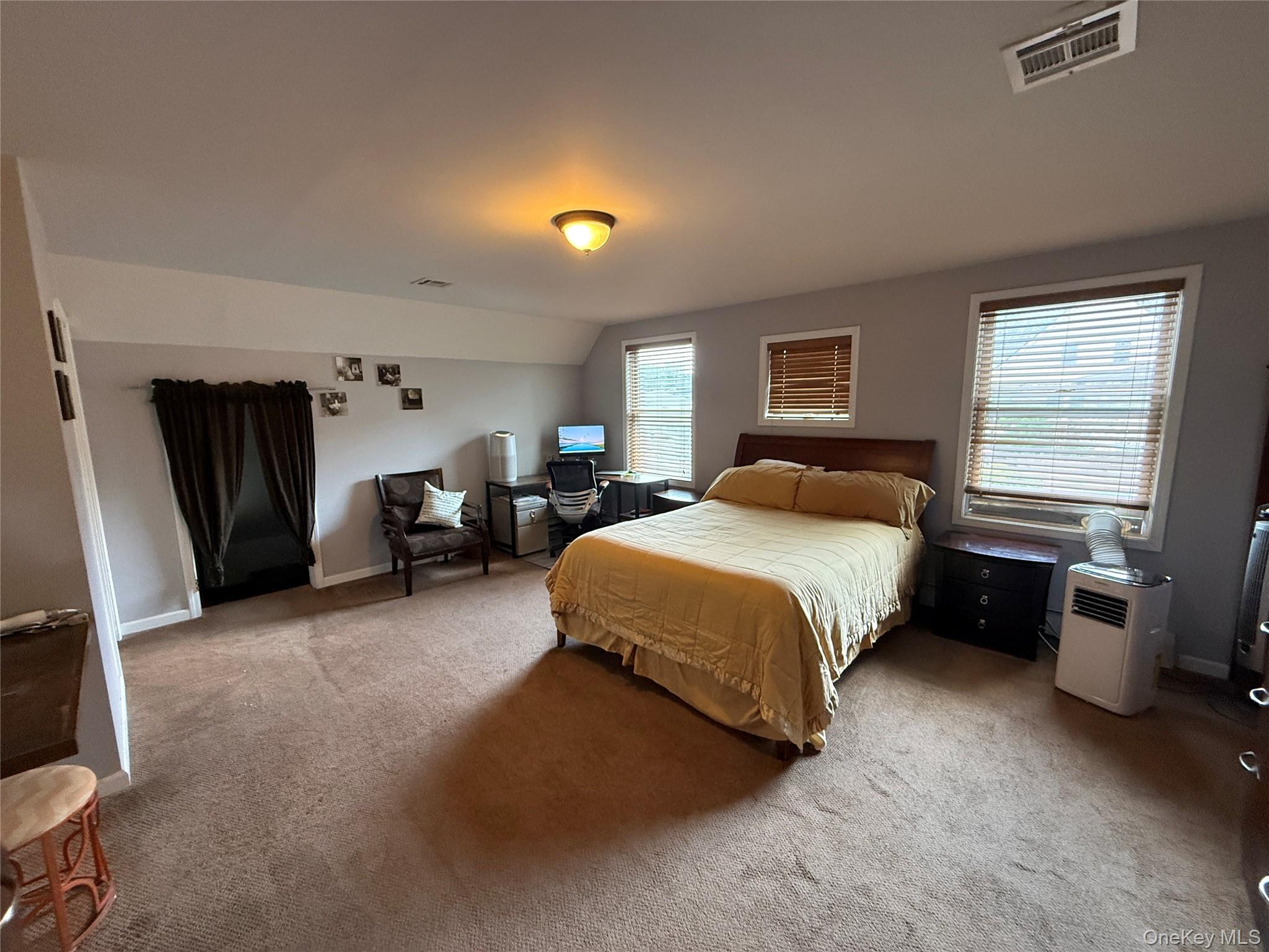 23 Swezey Place Property Photo 18