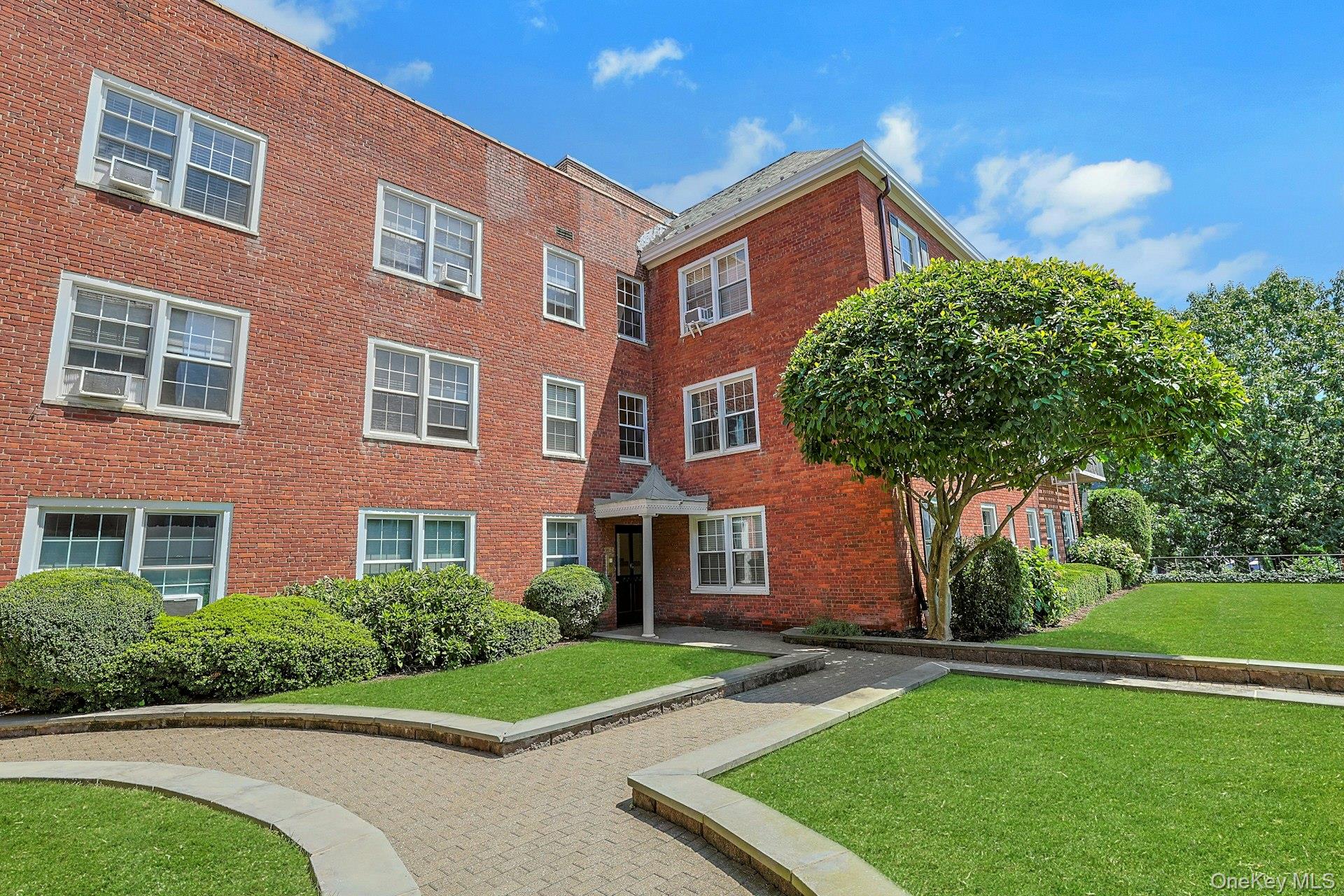 1815 Palmer Avenue 3x Property Photo 1