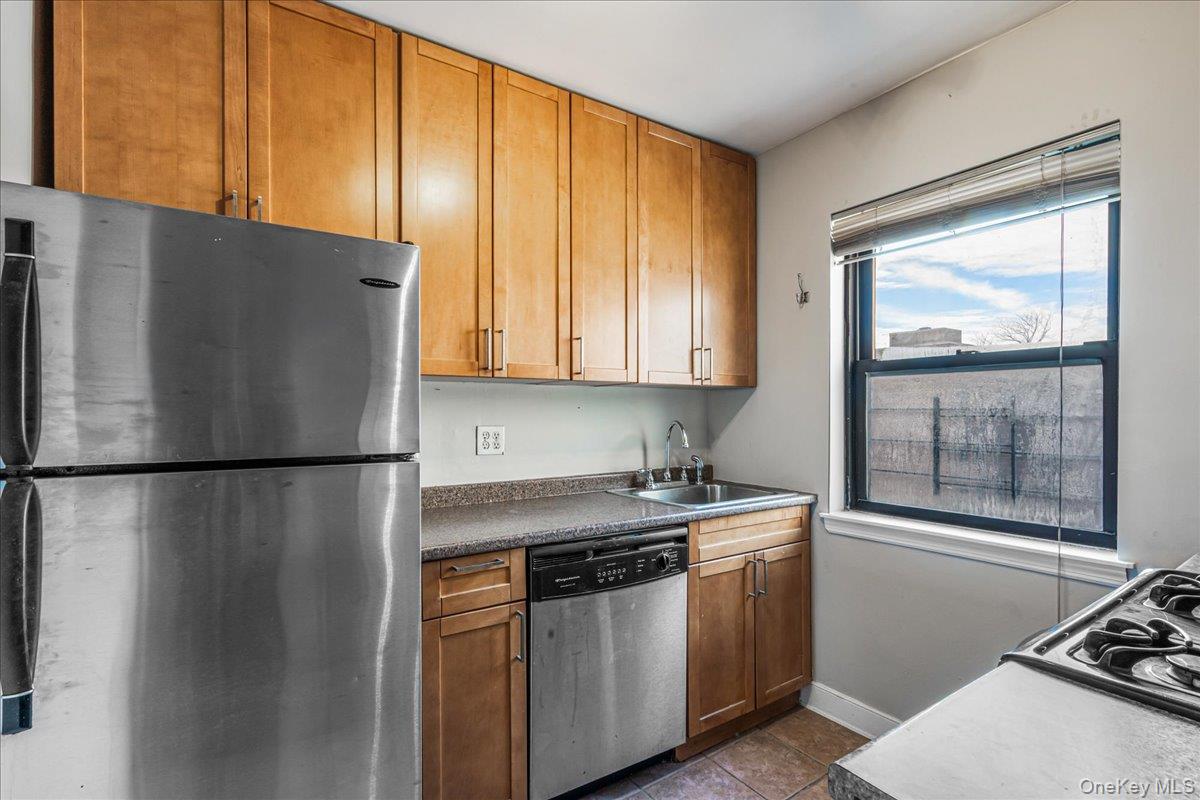 47-18 217th Street 3c Property Photo 6