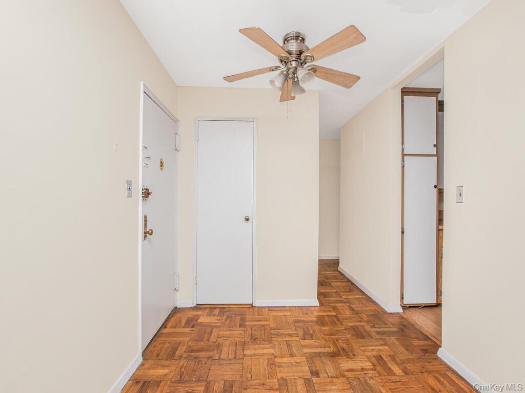 365 Bronx River Road 2c Property Photo 3