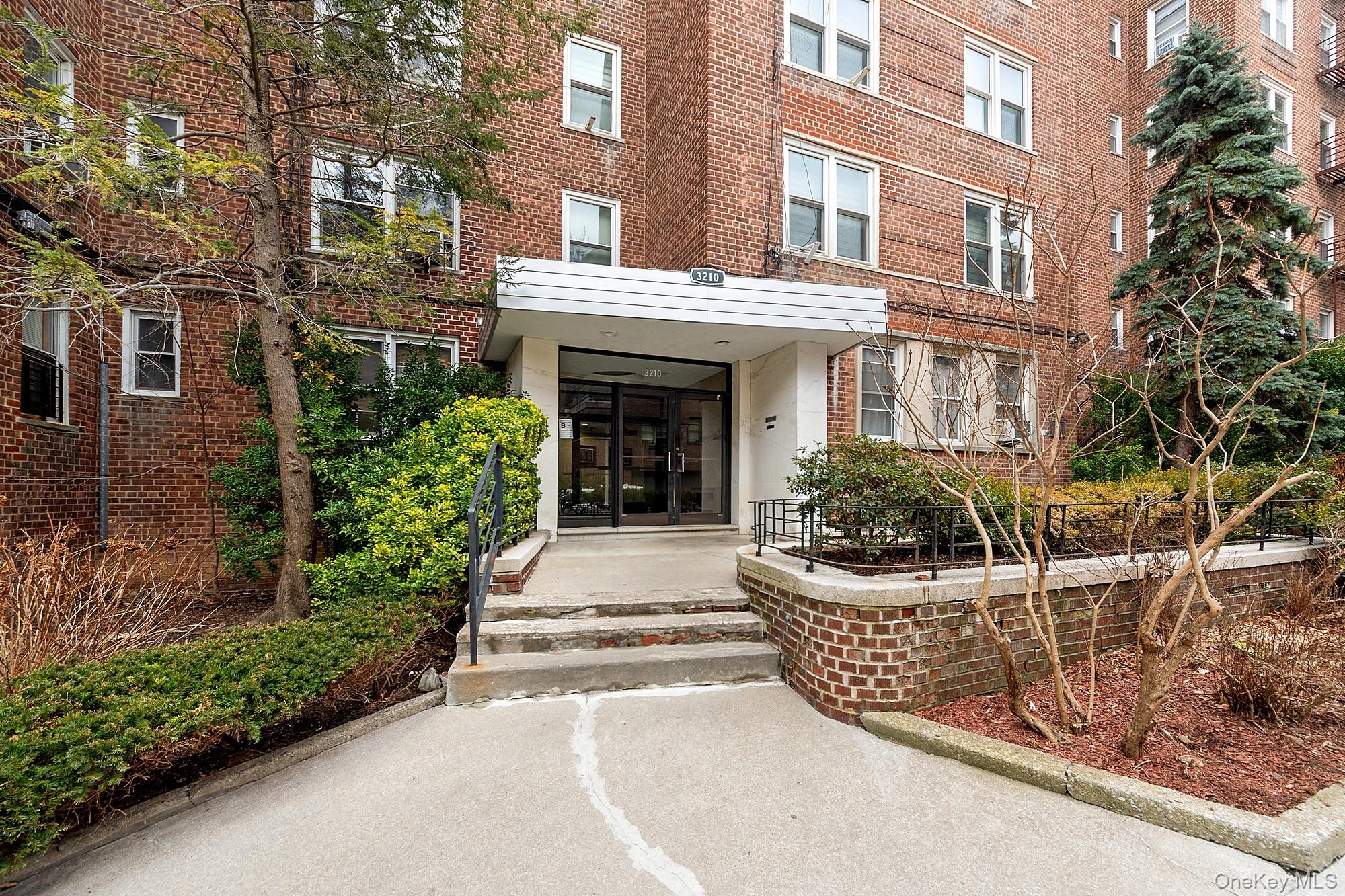 3210 Arlington Avenue 3d Property Photo 13