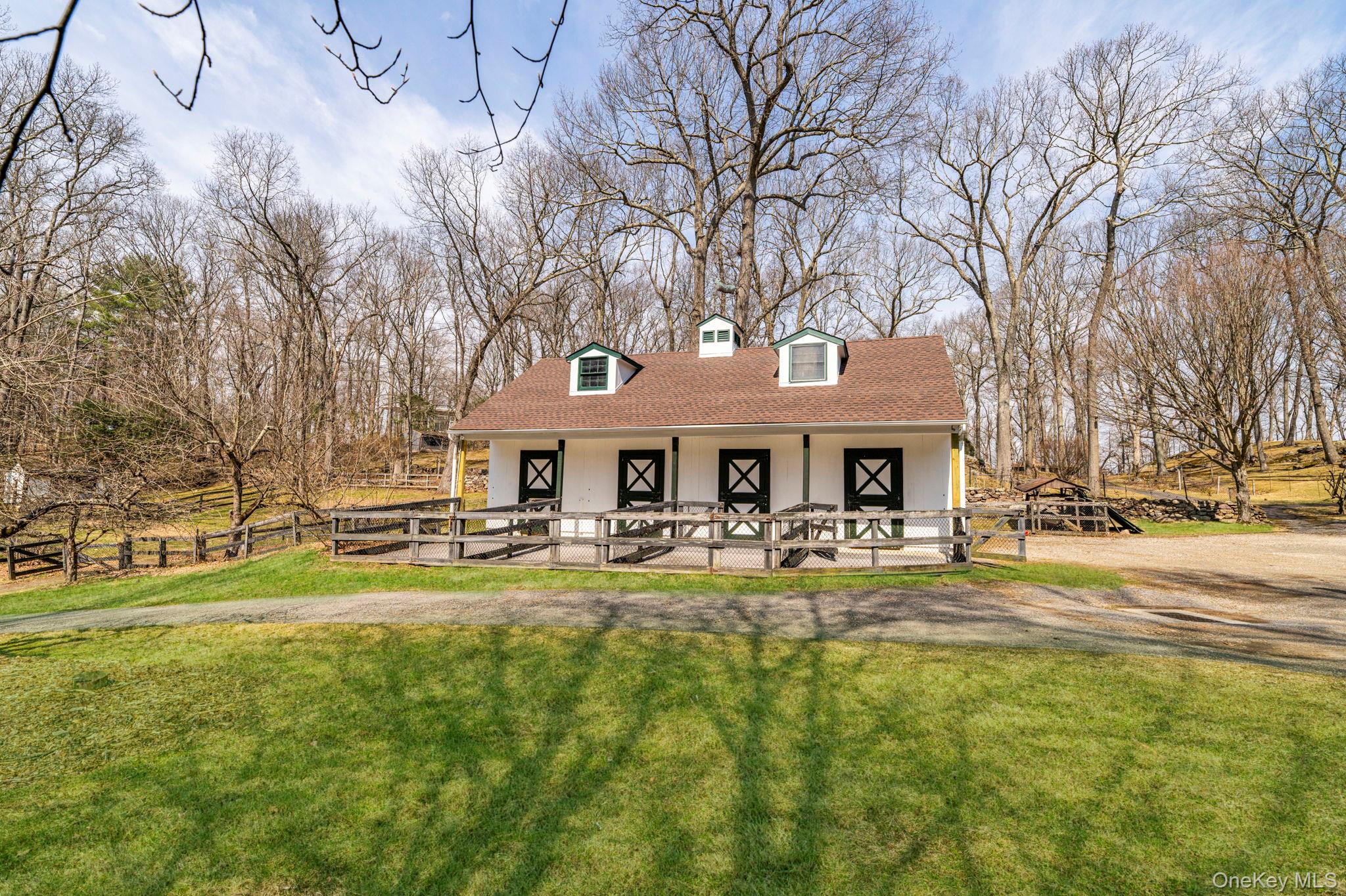 549 Croton Lake Road Property Photo 33