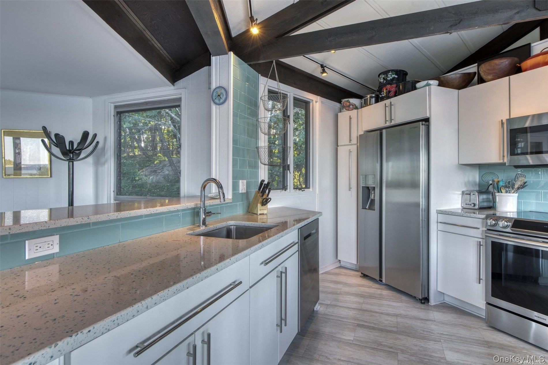 953155 Property Photo 8