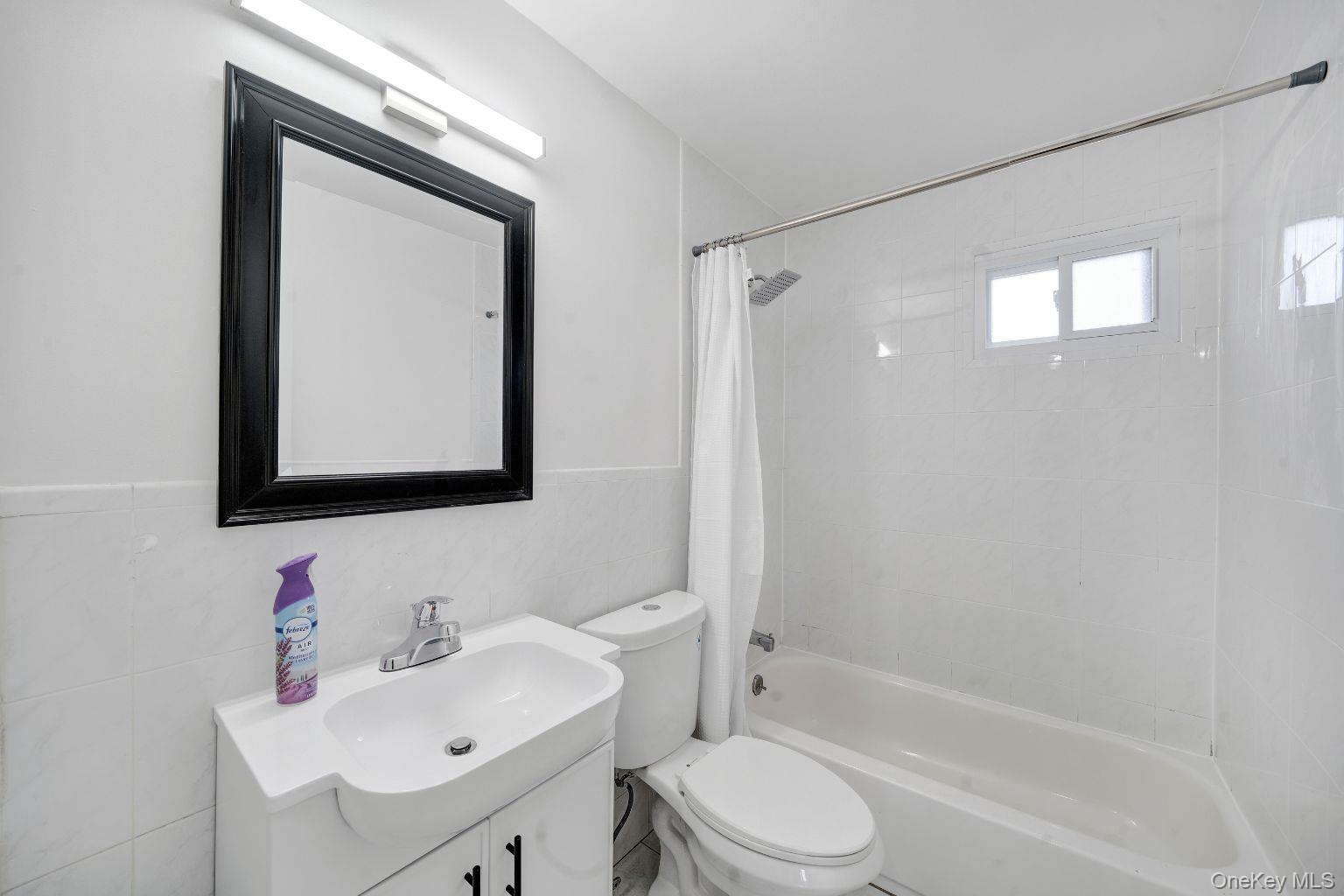 450 Rhodes Lane Property Photo 7