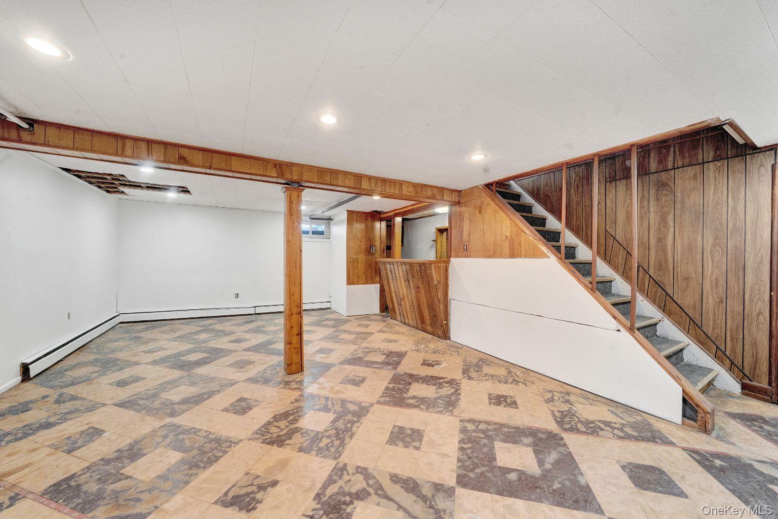 450 Rhodes Lane Property Photo 13