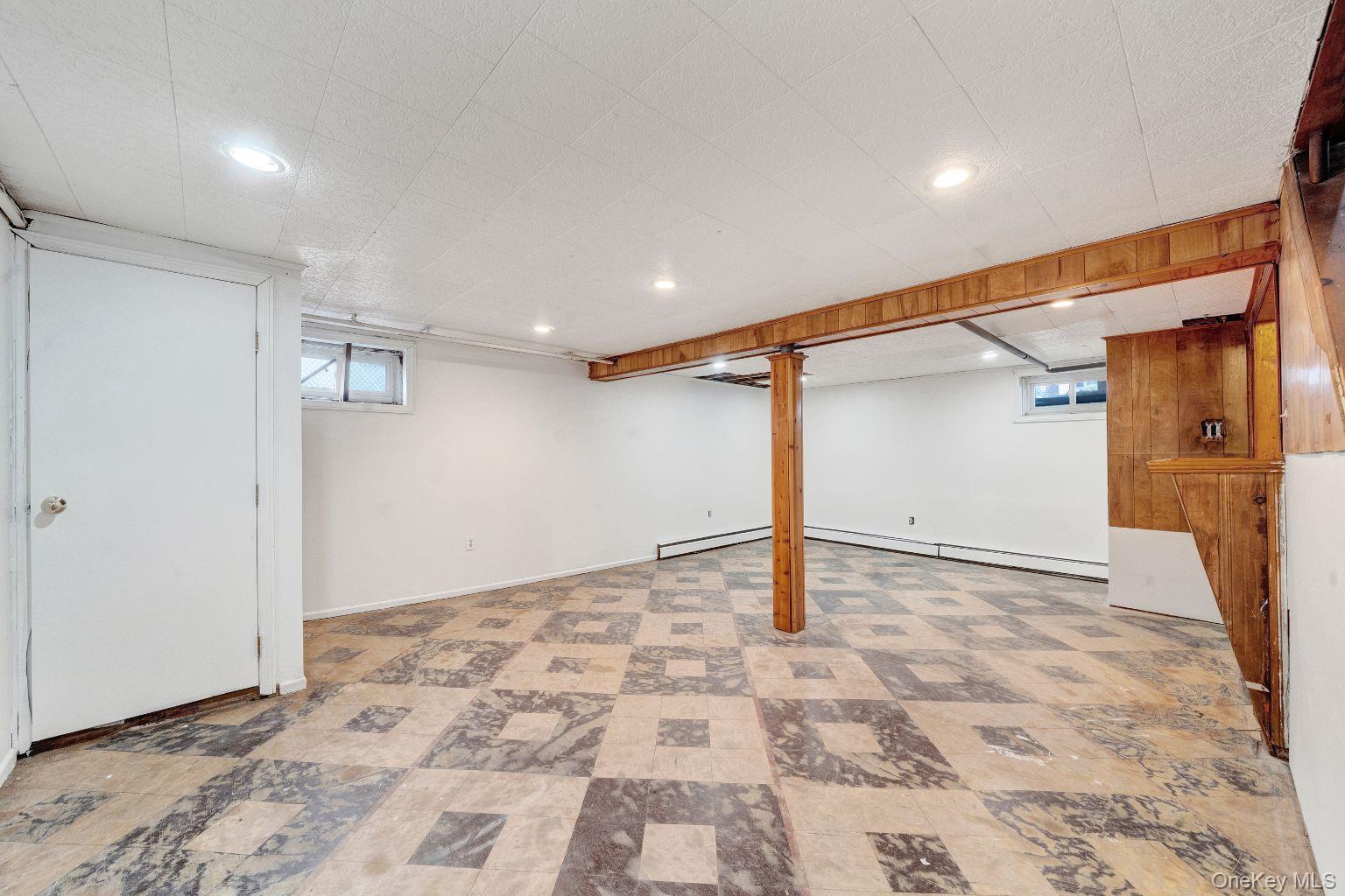 450 Rhodes Lane Property Photo 14