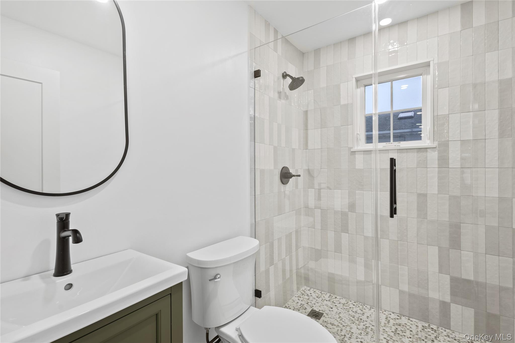 961 N Broadway Property Photo 13