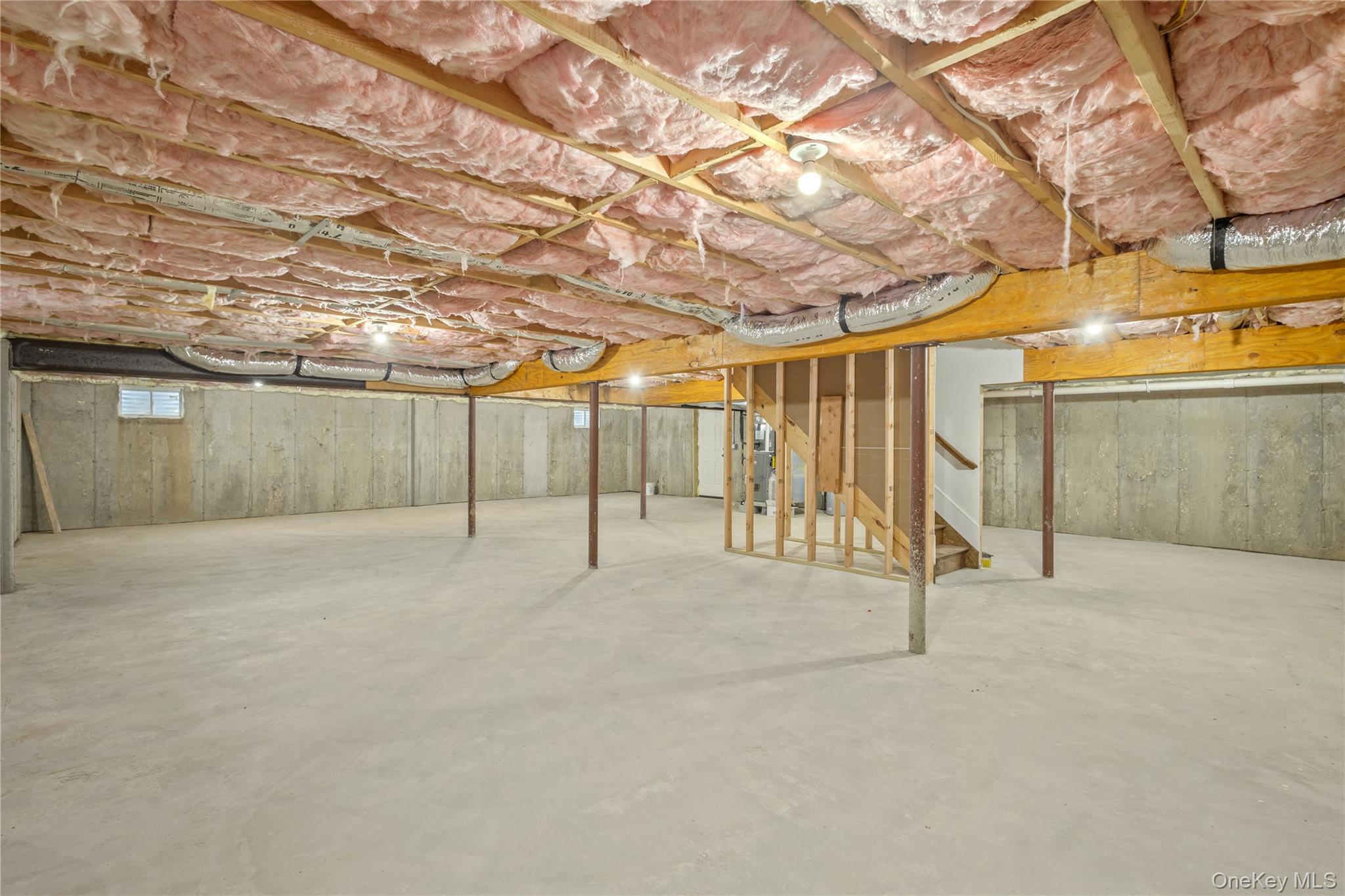 961 N Broadway Property Photo 25