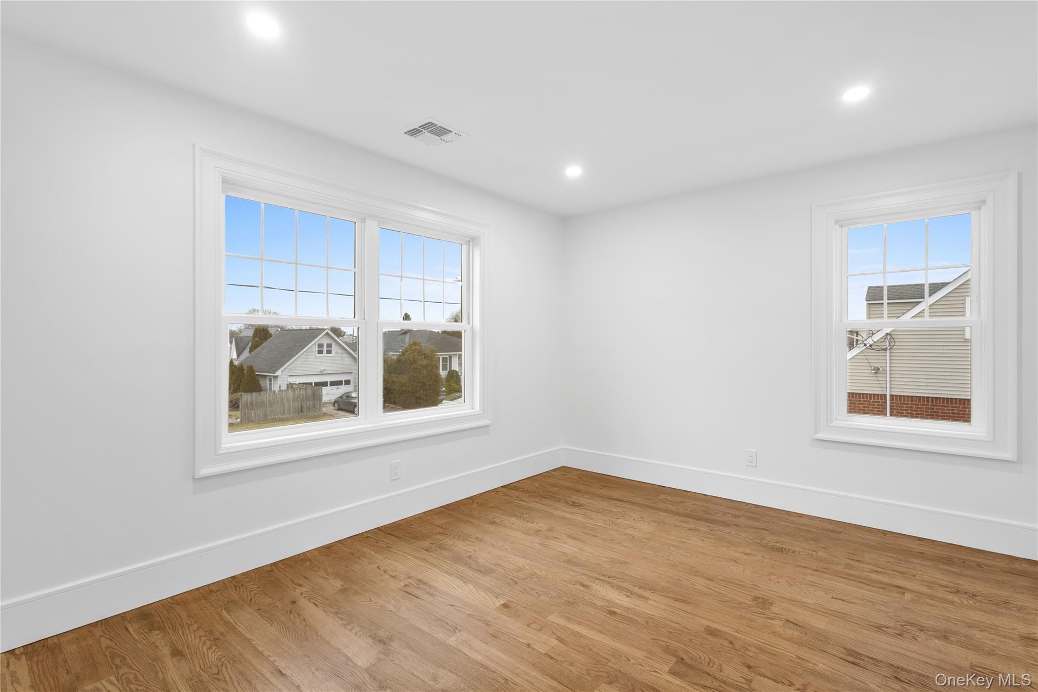 199 N Elm Street Property Photo 18