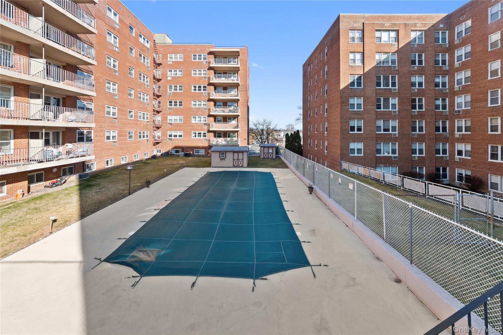 370 Westchester Avenue 2n Property Photo 16