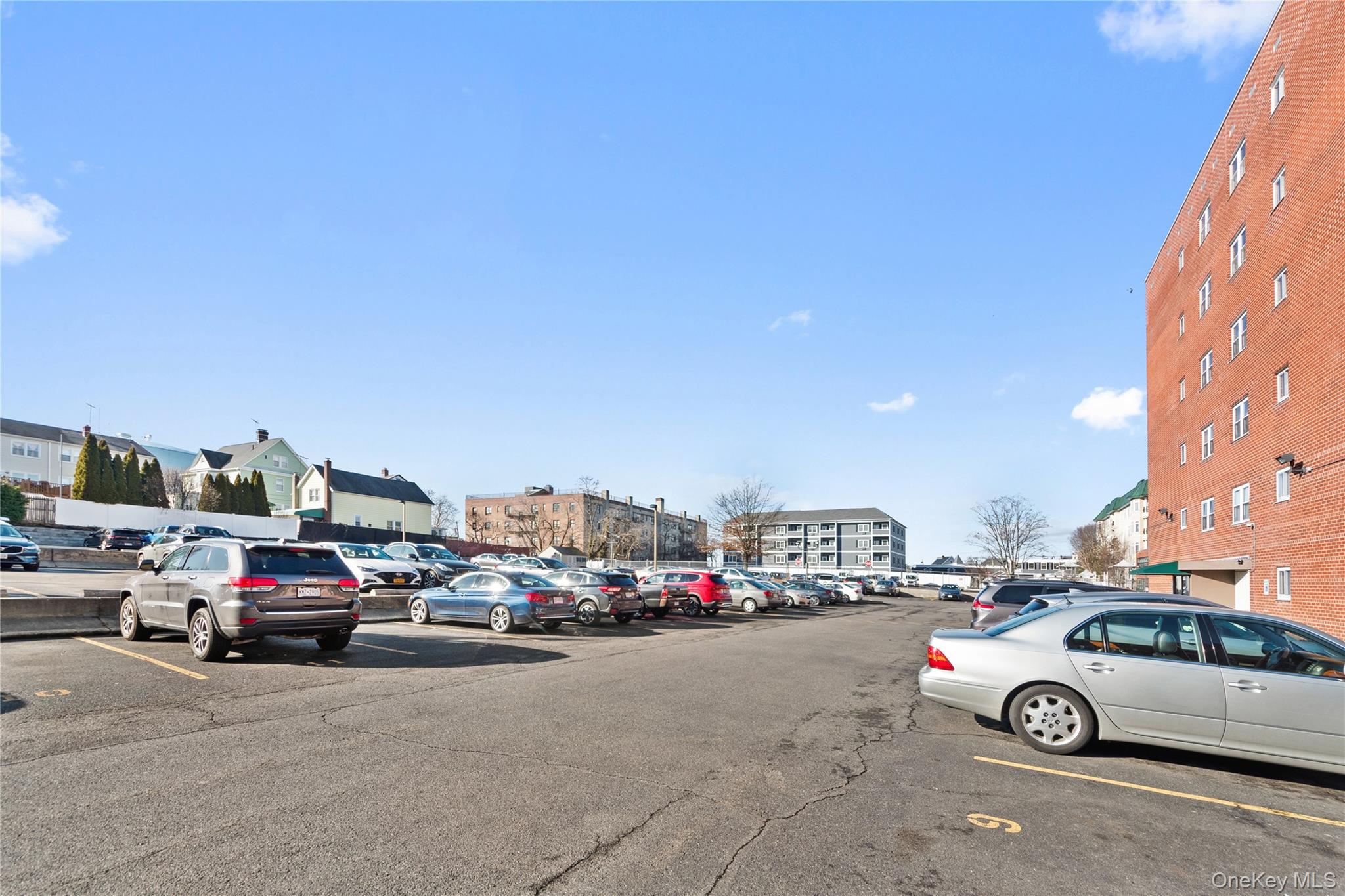 370 Westchester Avenue 2n Property Photo 18