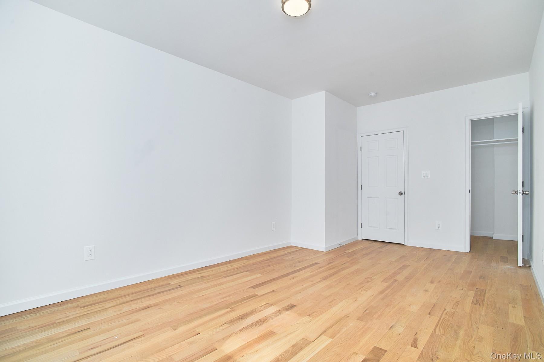 1069 Grant Avenue Property Photo 9