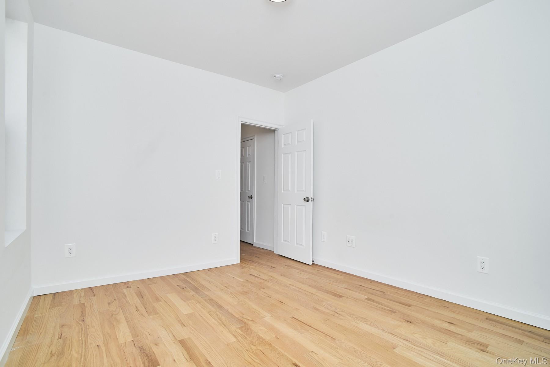 1069 Grant Avenue Property Photo 13