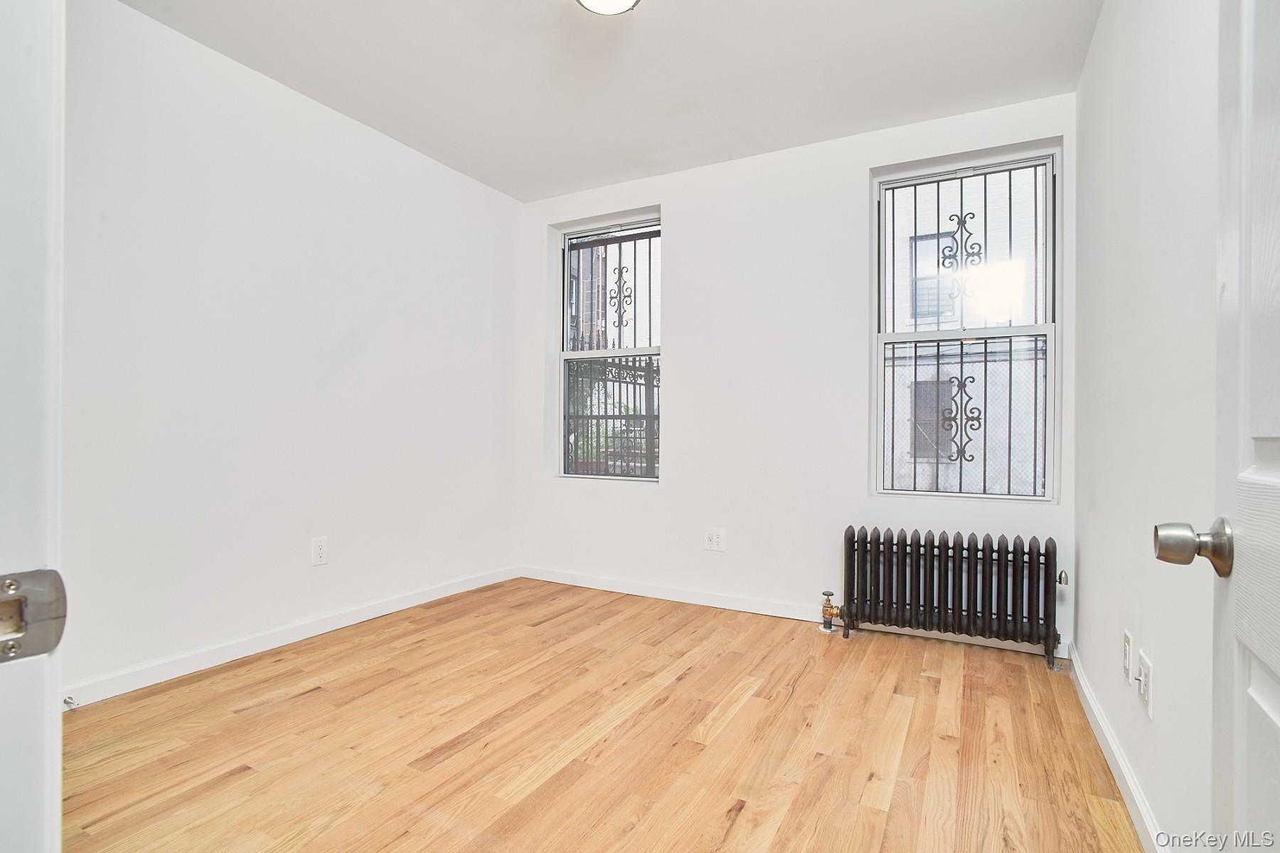 1069 Grant Avenue Property Photo 15