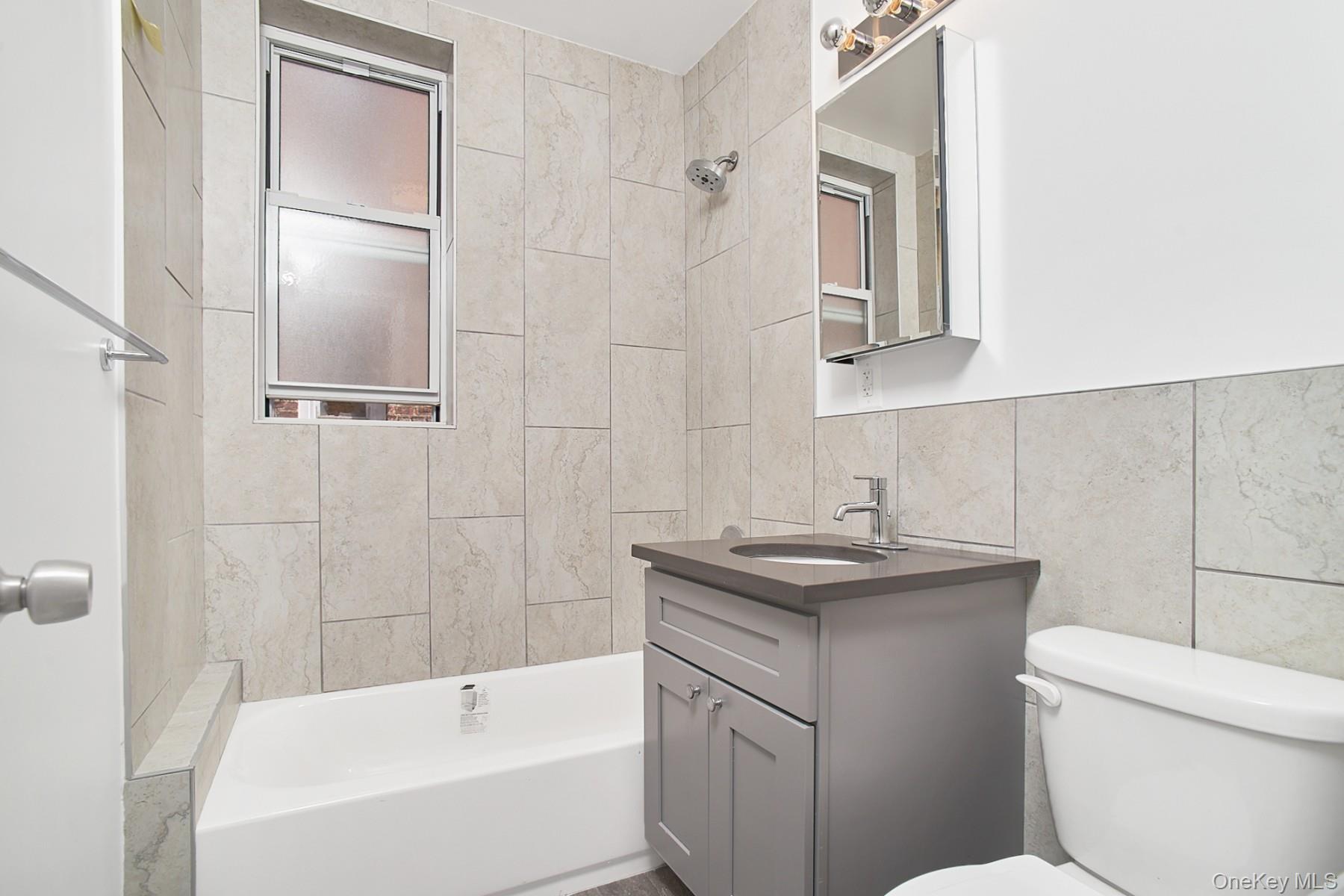 1069 Grant Avenue Property Photo 19