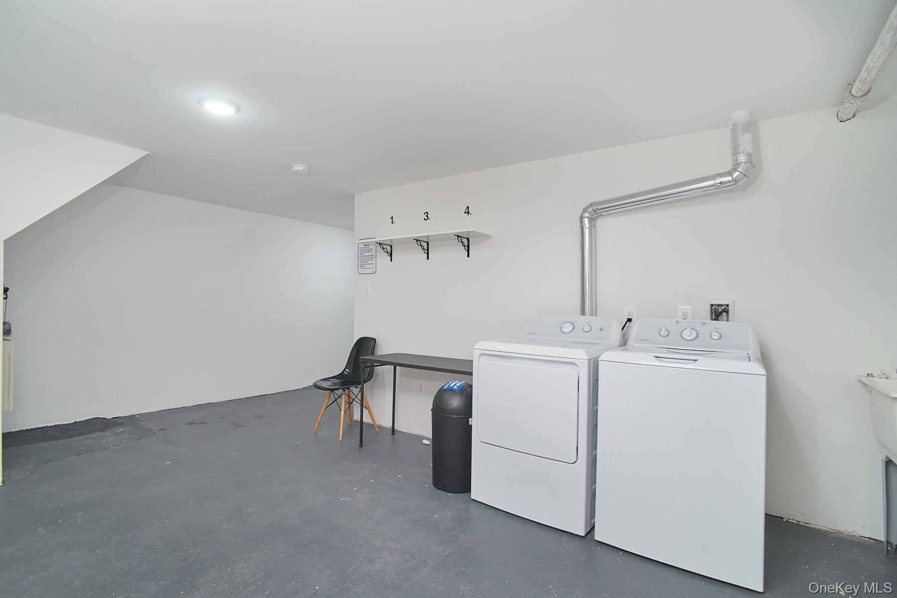 1069 Grant Avenue Property Photo 37