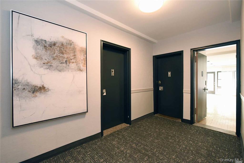 15 Hill Park Avenue 1-l Property Photo 2