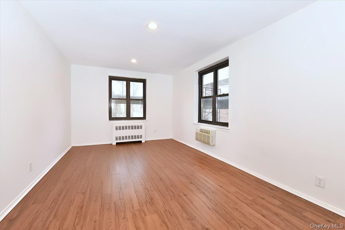 15 Hill Park Avenue 1-l Property Photo 17