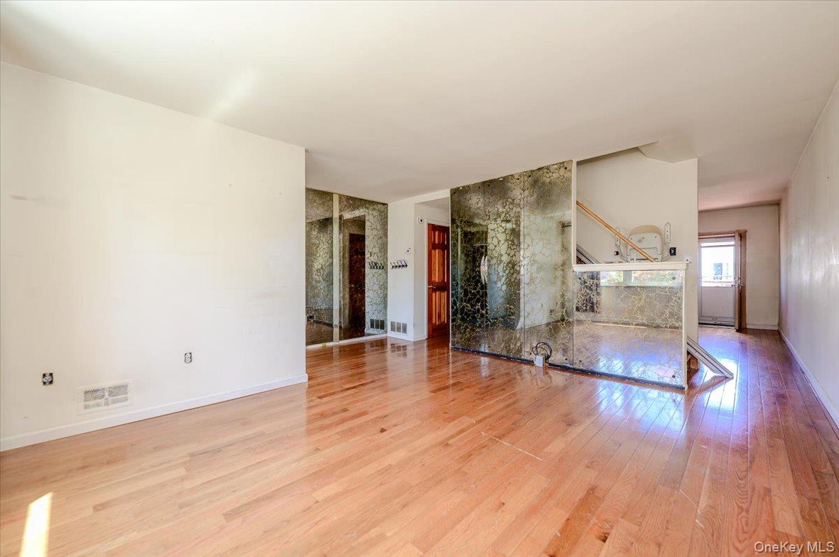 192 Huntington Avenue Property Photo 7