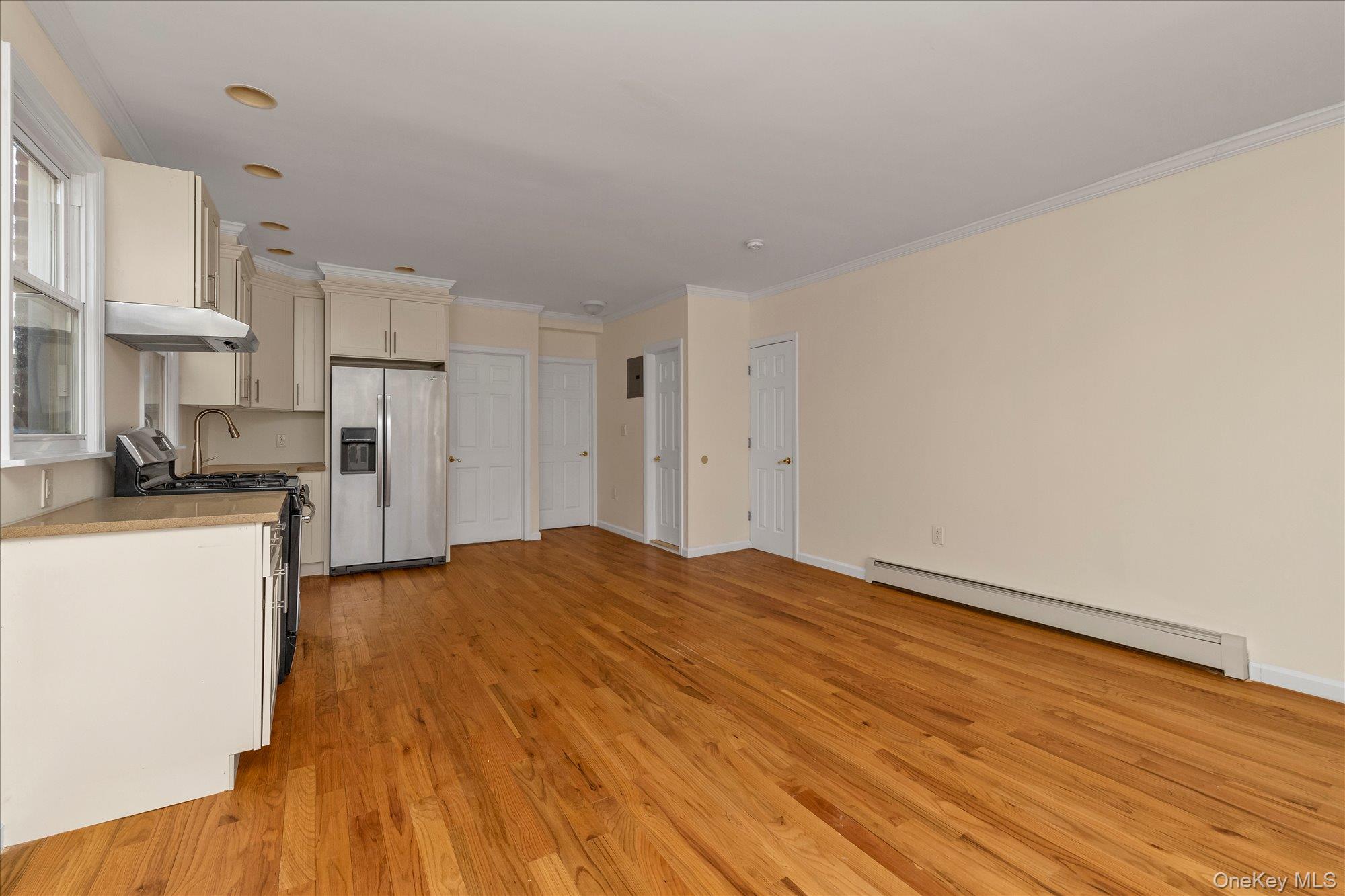 45-32 Utopia Parkway Property Photo 8