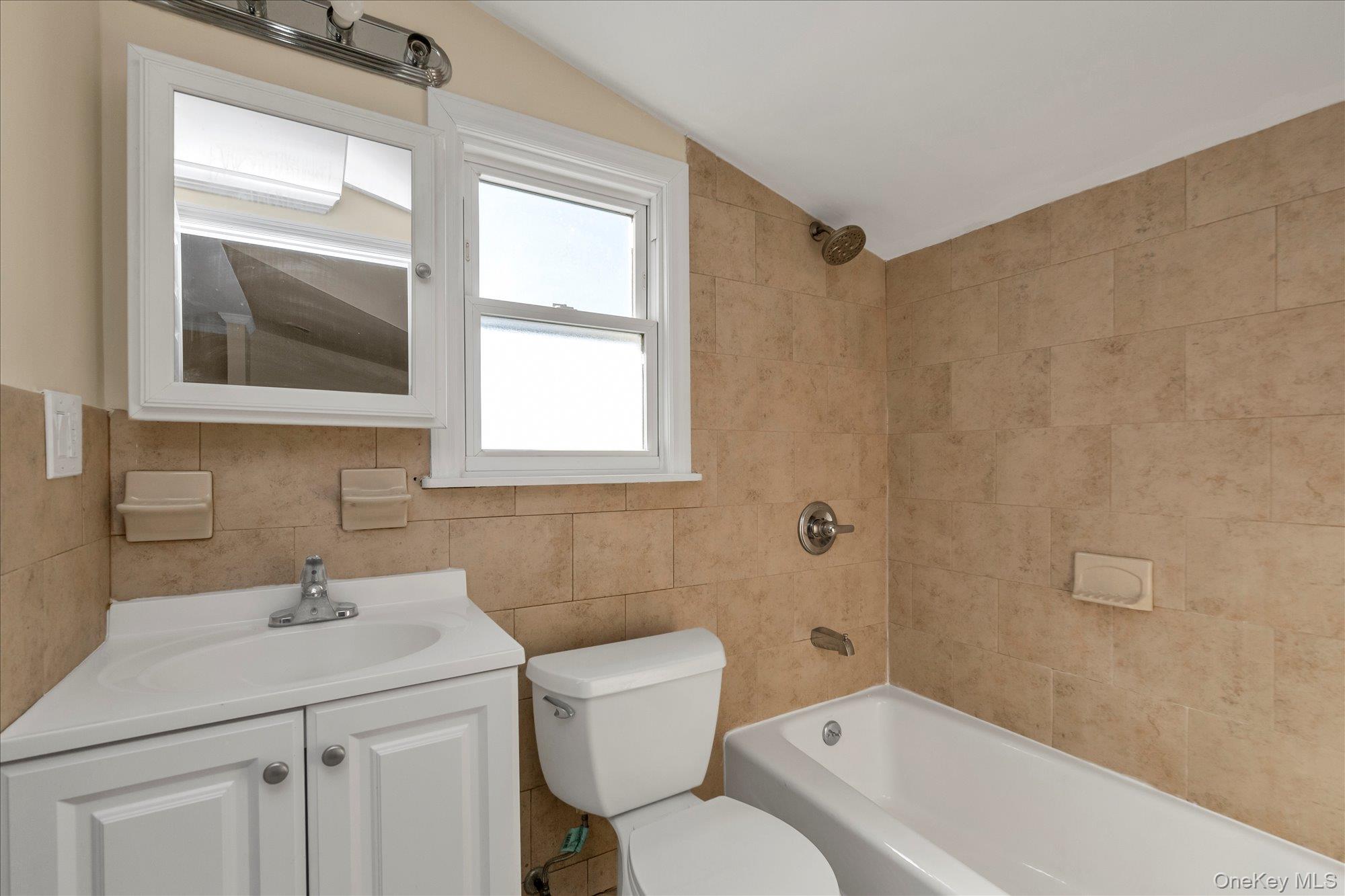45-32 Utopia Parkway Property Photo 12