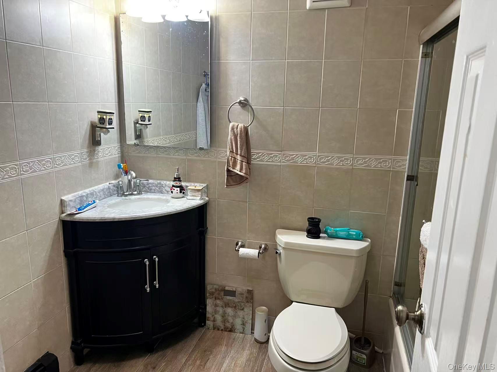 75-22 Parsons Boulevard D3 Property Photo 7