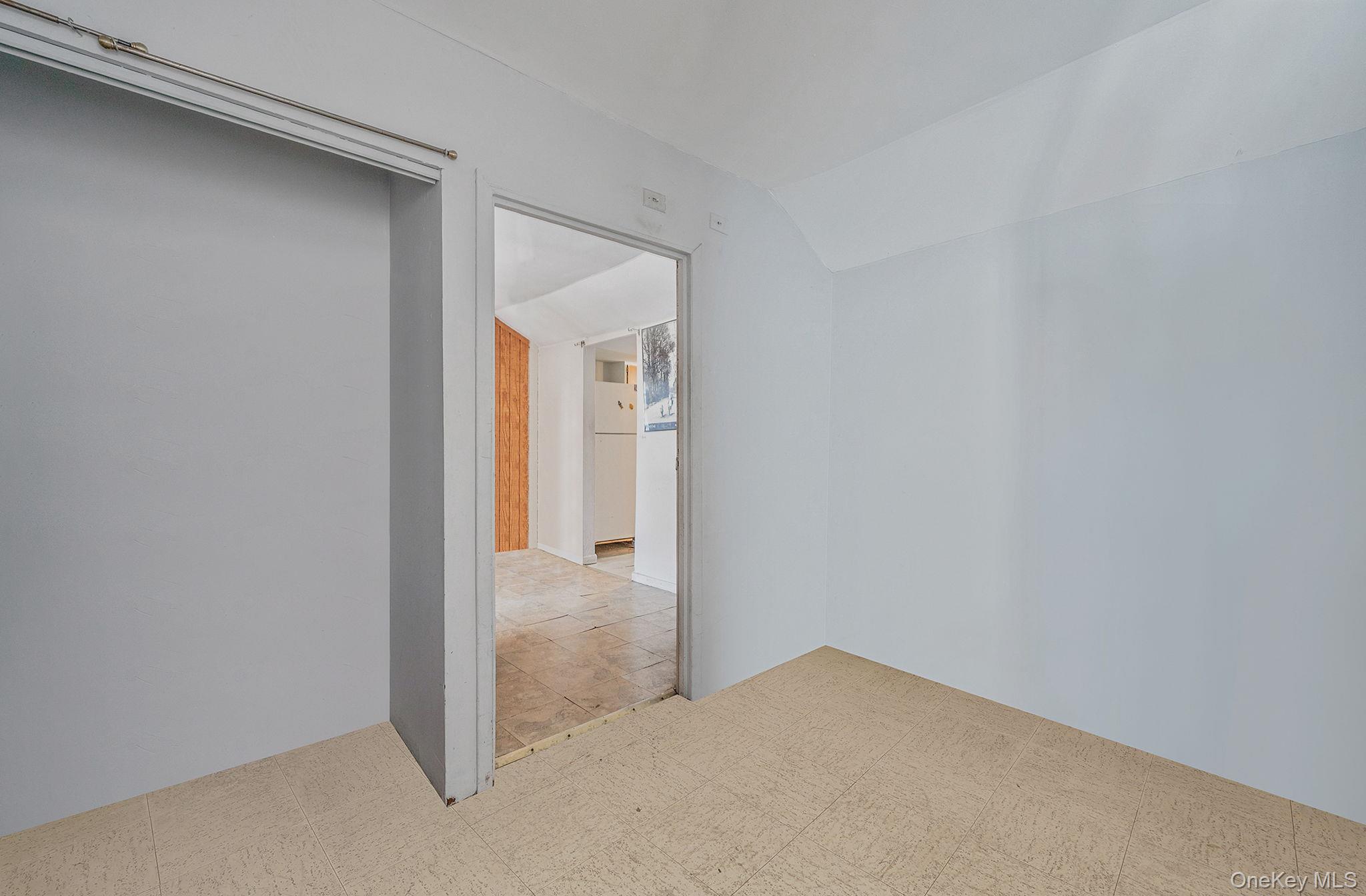 2222 127th Street Property Photo 8