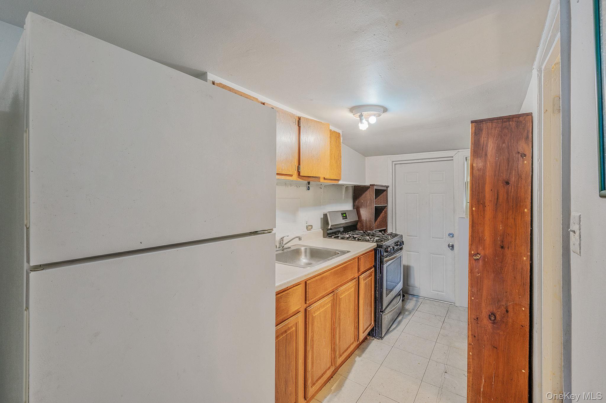 2222 127th Street Property Photo 13
