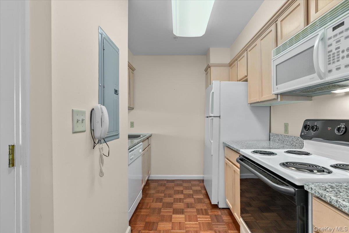 312 Sutton Drive 312 Property Photo 6