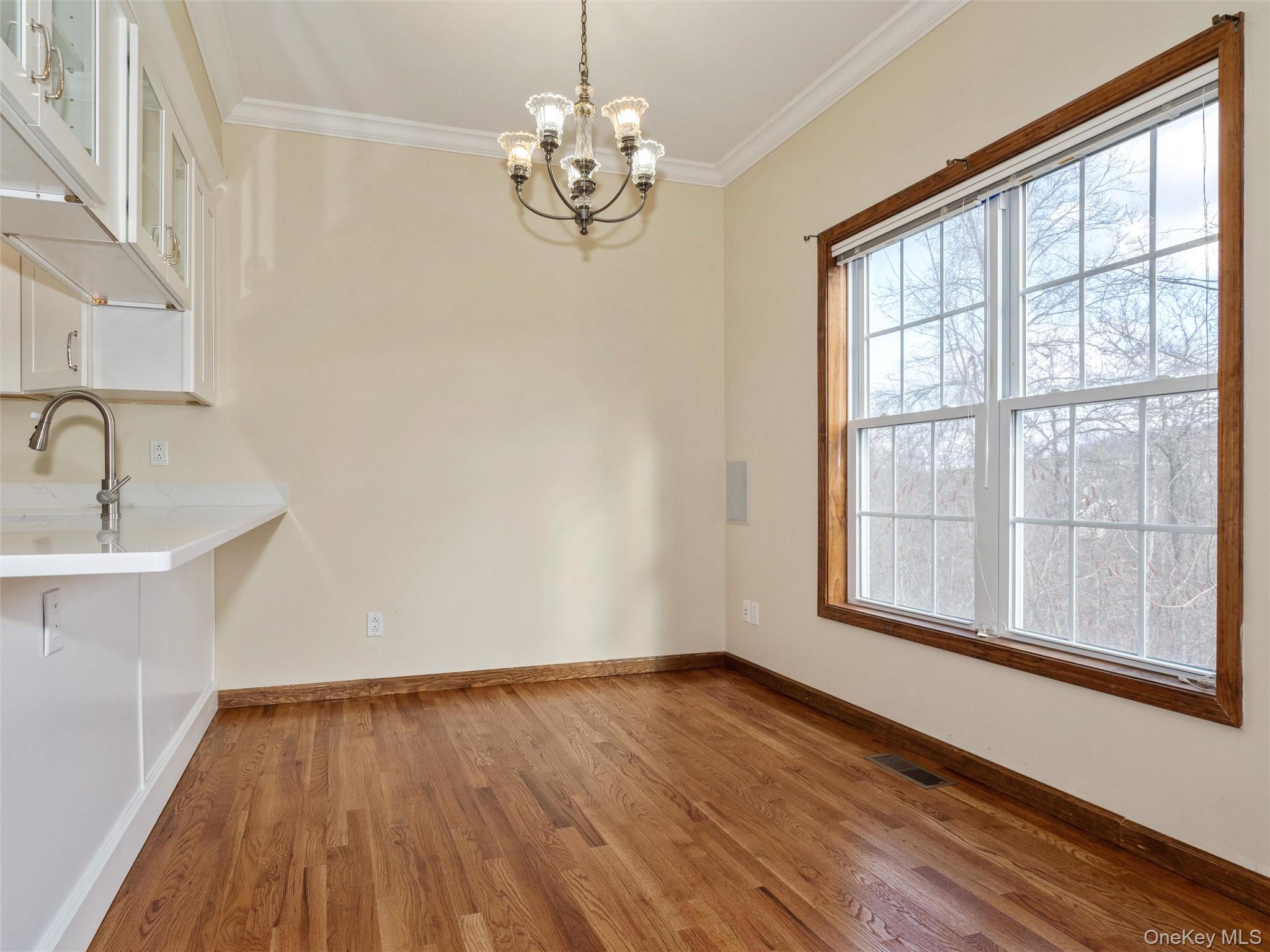 43 Aveonis Court Property Photo 7