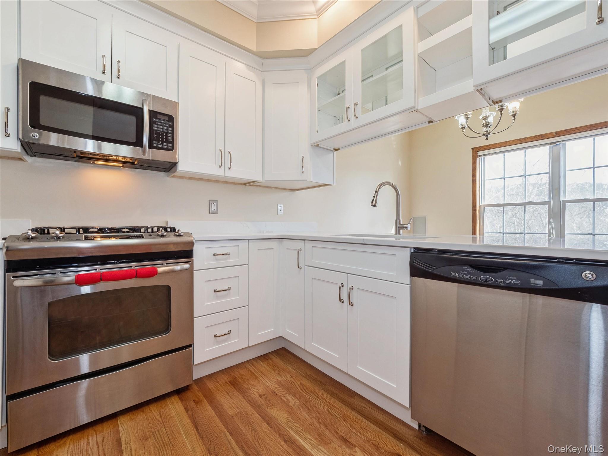 43 Aveonis Court Property Photo 9