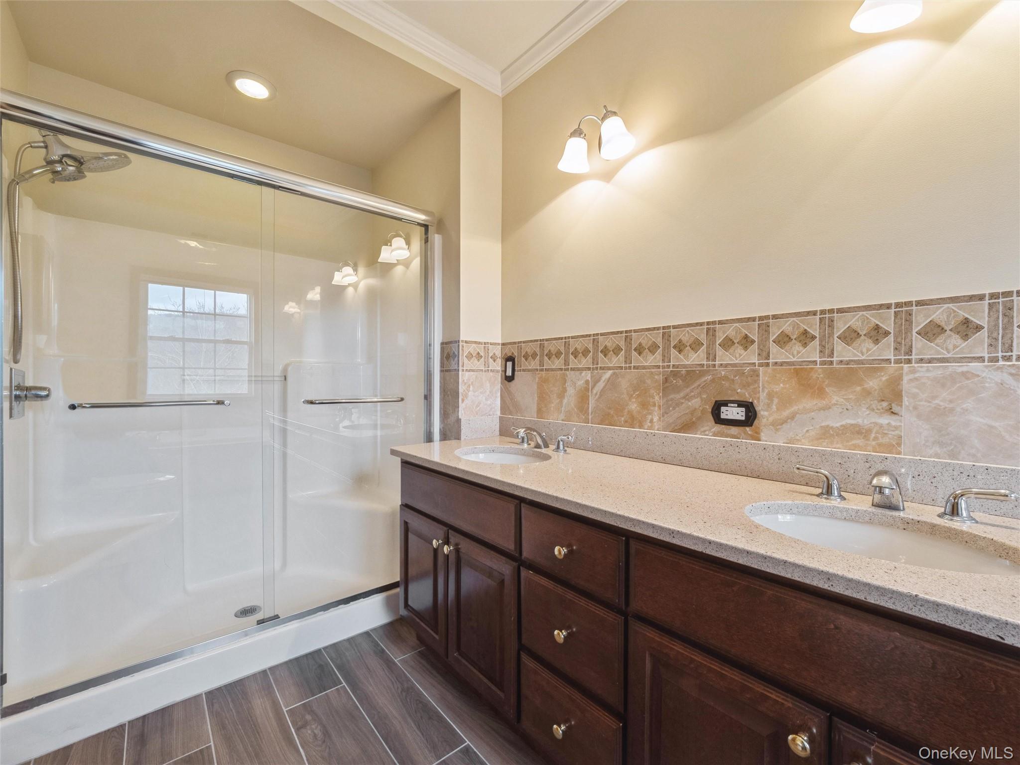 43 Aveonis Court Property Photo 21
