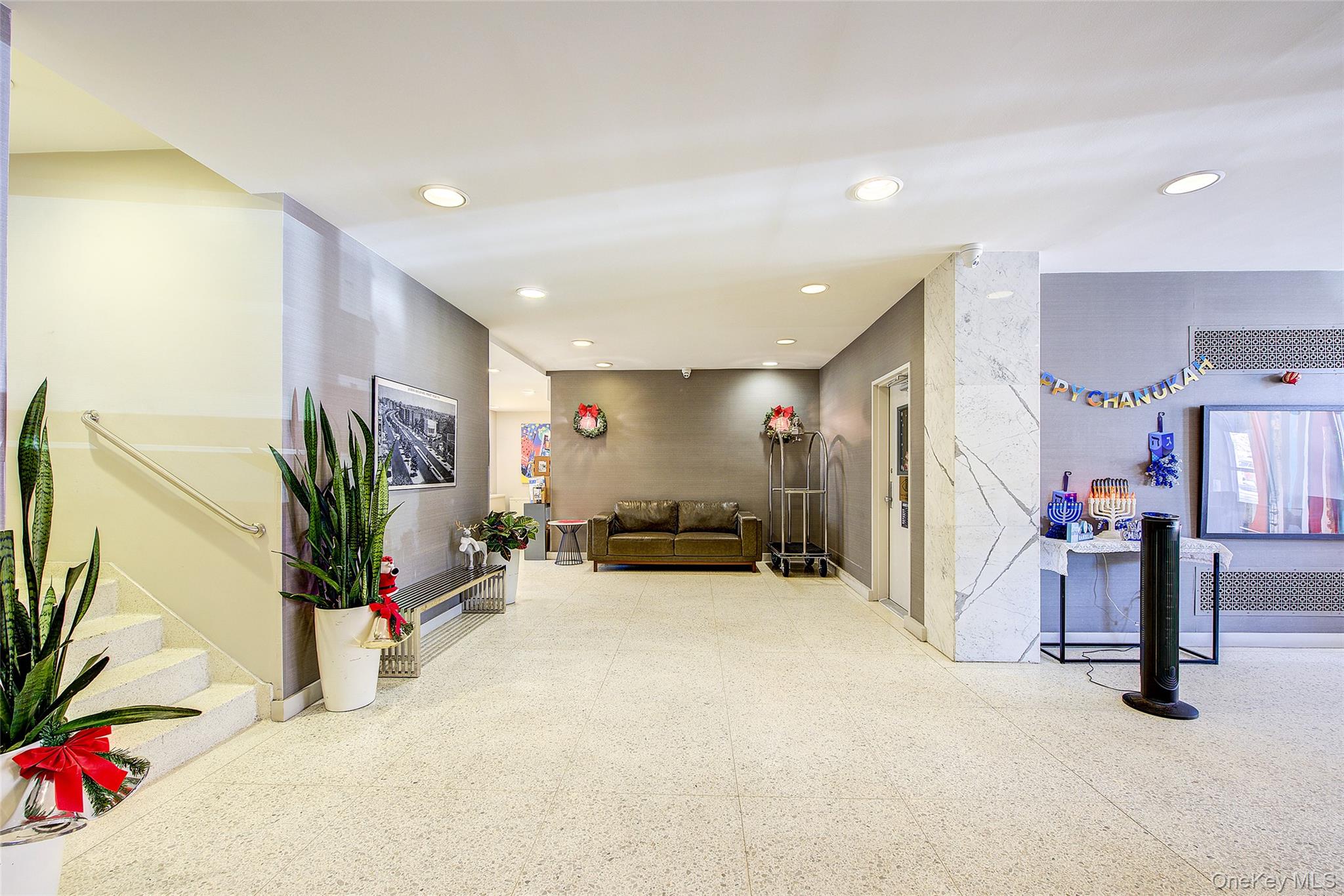 107-40 Queens Boulevard 4m Property Photo 3
