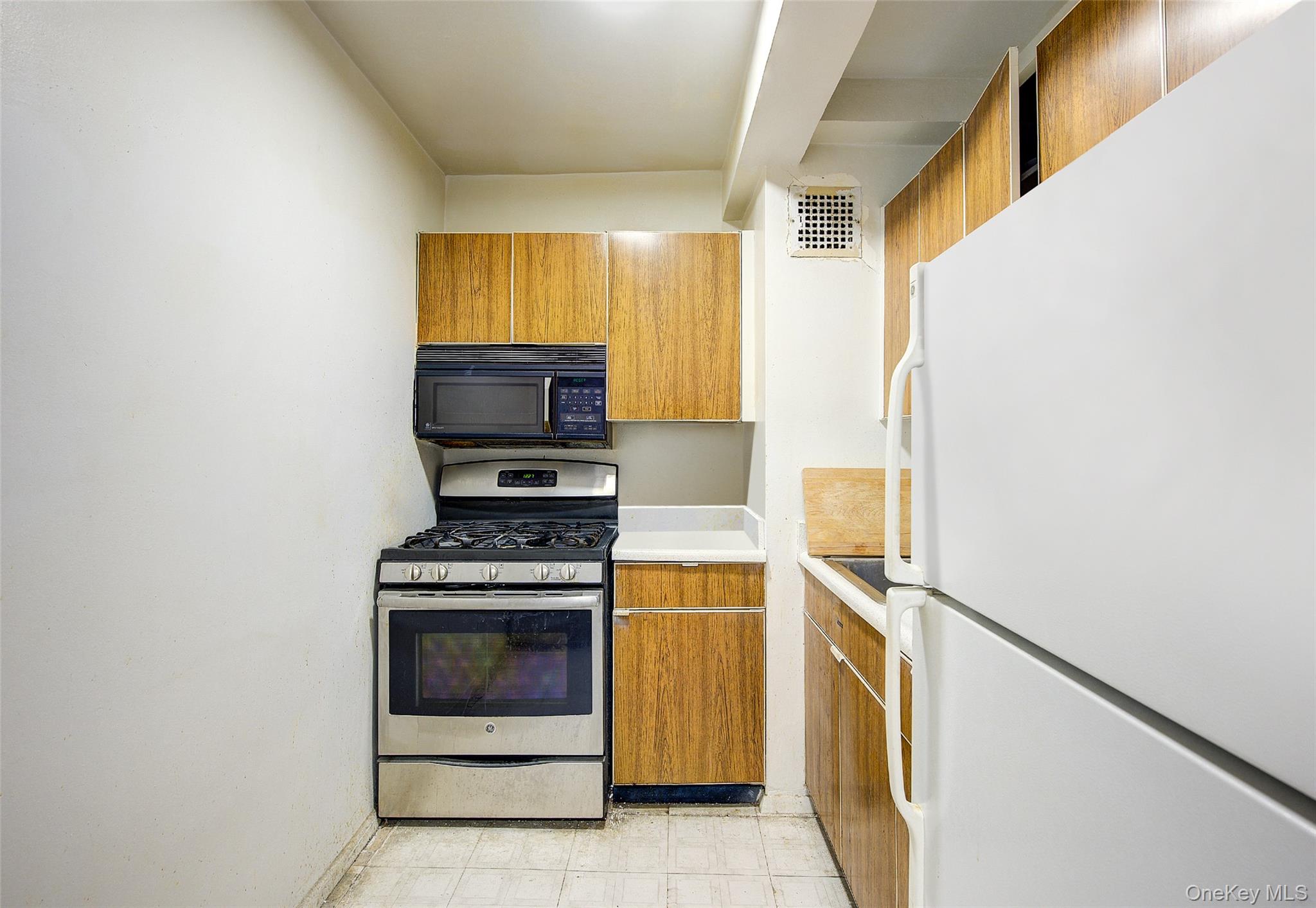107-40 Queens Boulevard 4m Property Photo 10
