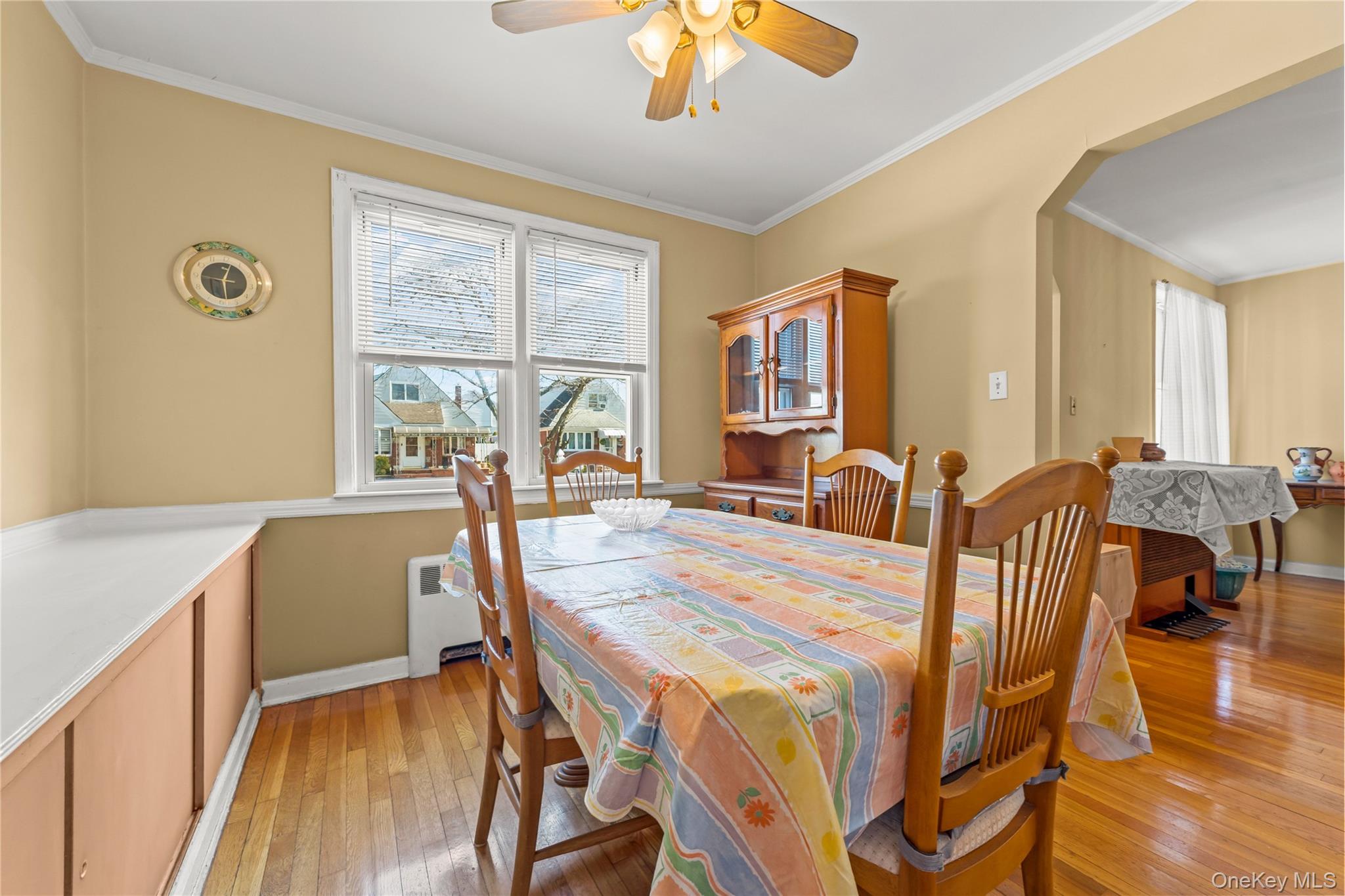 8218 258th Street Property Photo 4