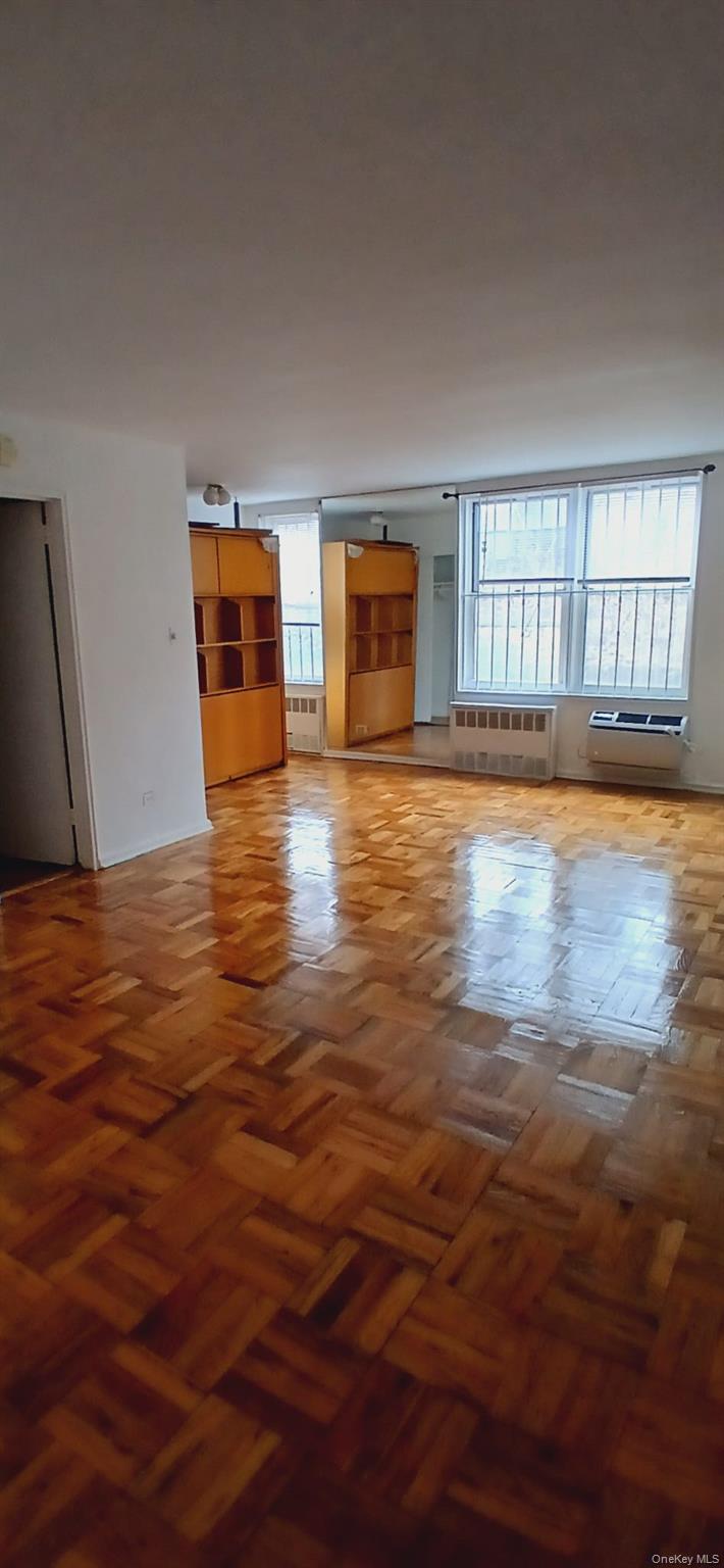 50-15 39th Street 1g Property Photo 3